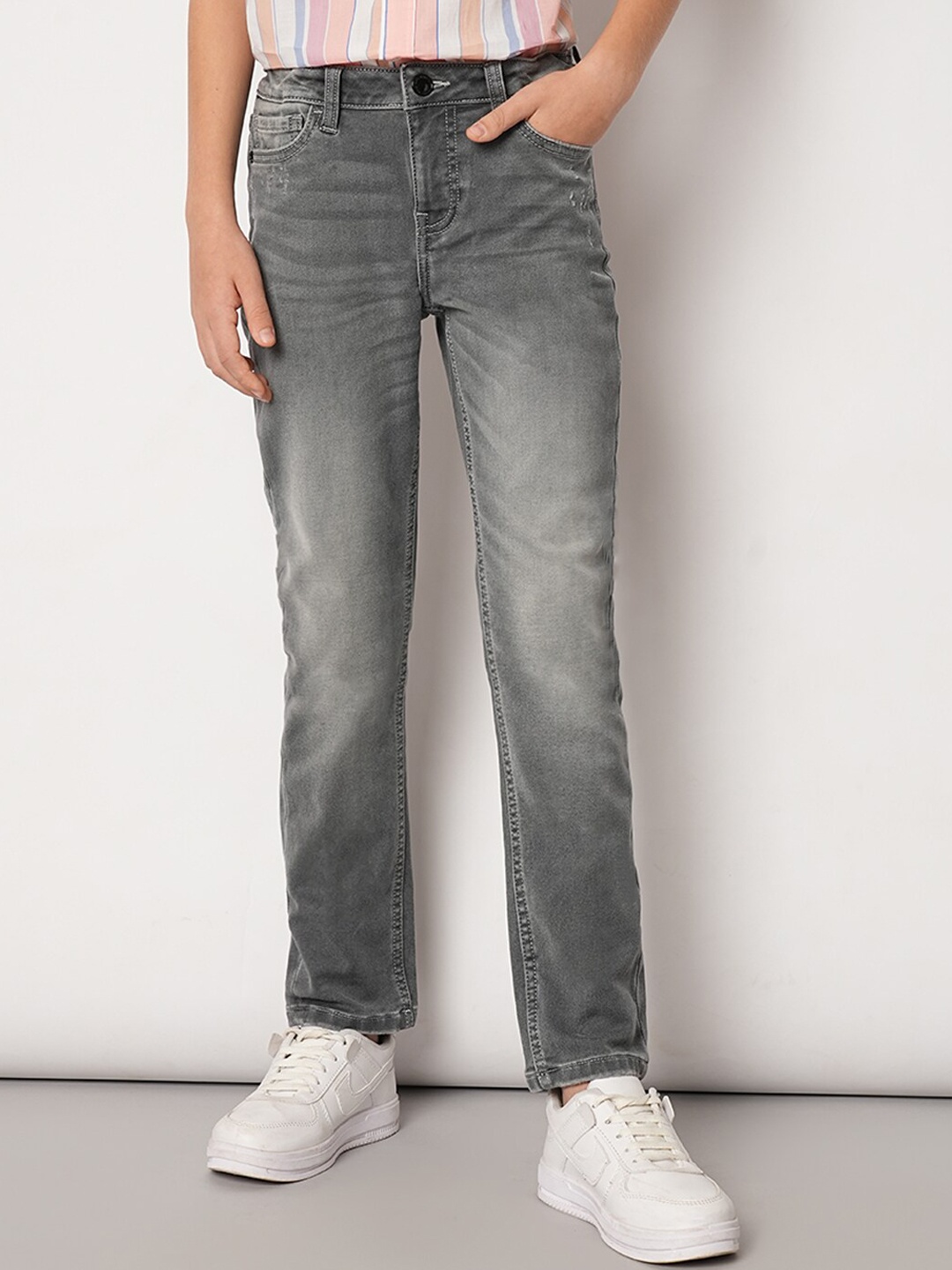 

Jack & Jones Junior Boys Straight Fit Clean Look Heavy Fade Stretchable Jeans, Grey