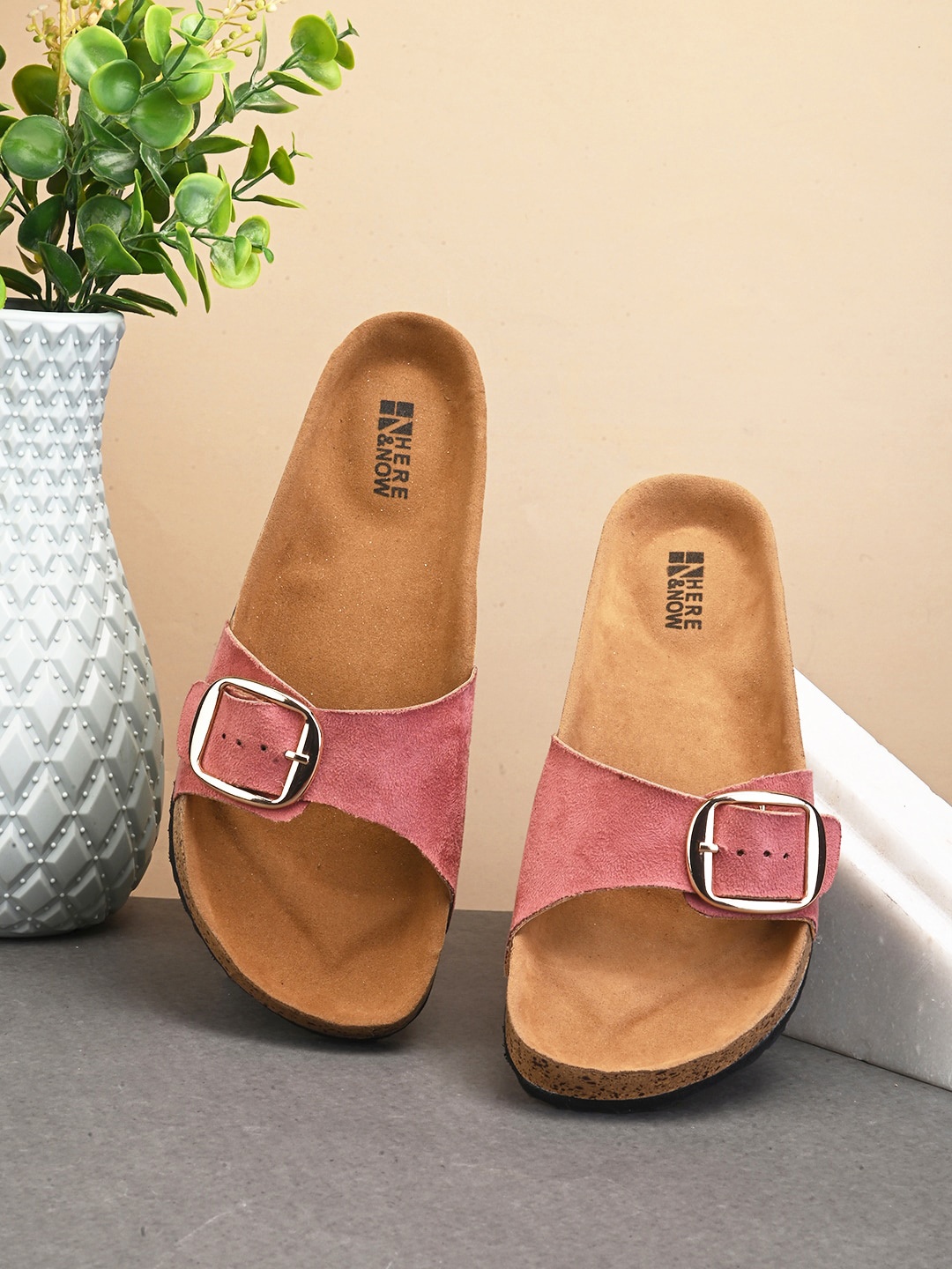 

HERE&NOW Open Toe Flats With Buckles, Pink