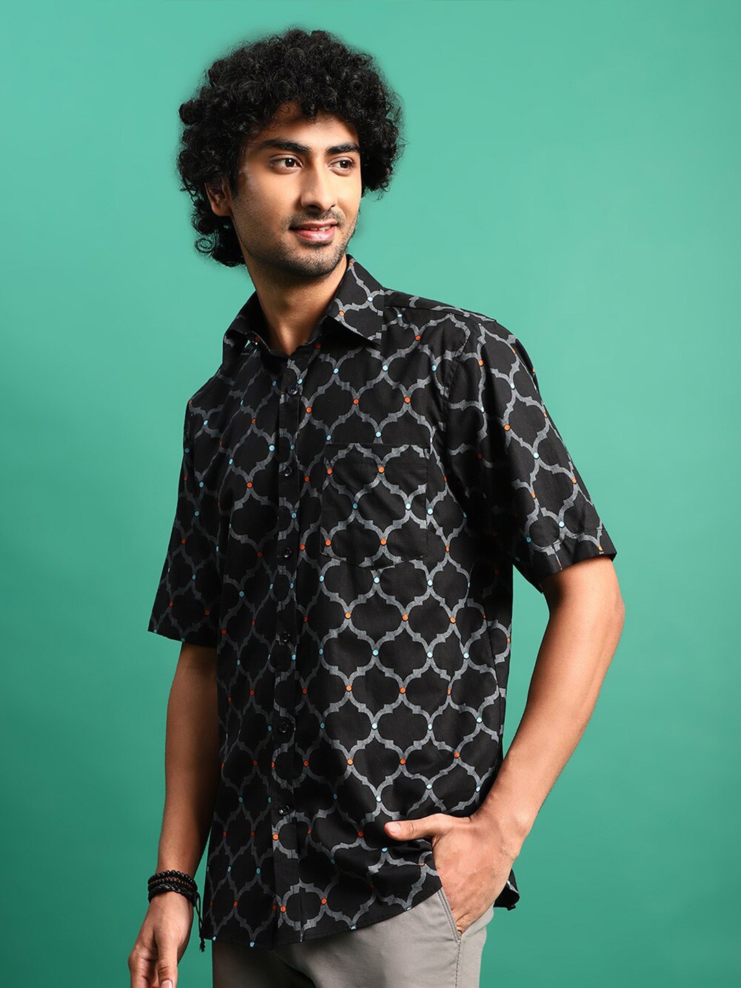

Sangria Classic Ethnic Motifs Printed Spread Collar Casual Cotton Shirt, Black