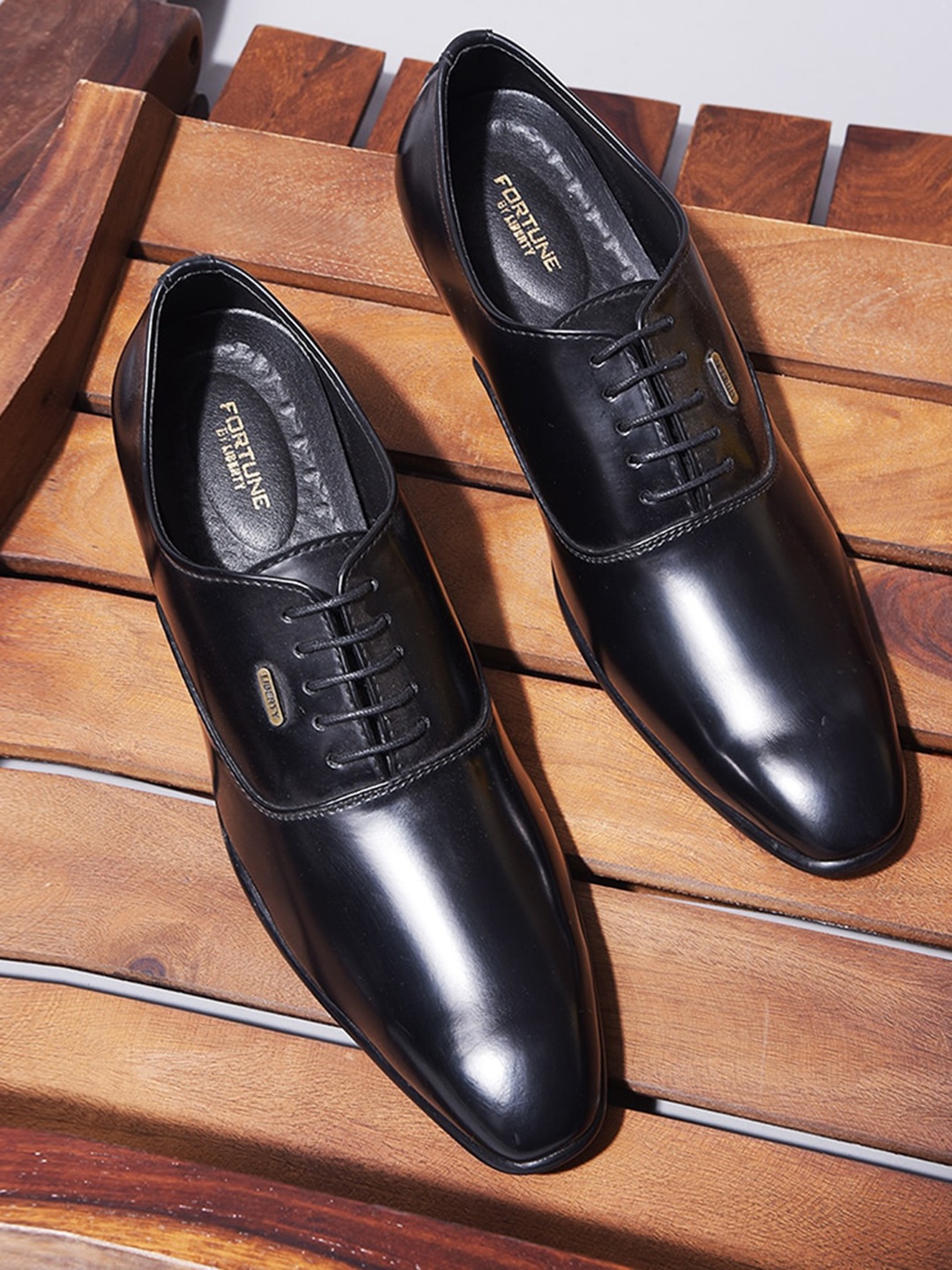

Liberty Men Lace-up Oxfords Shoes, Black