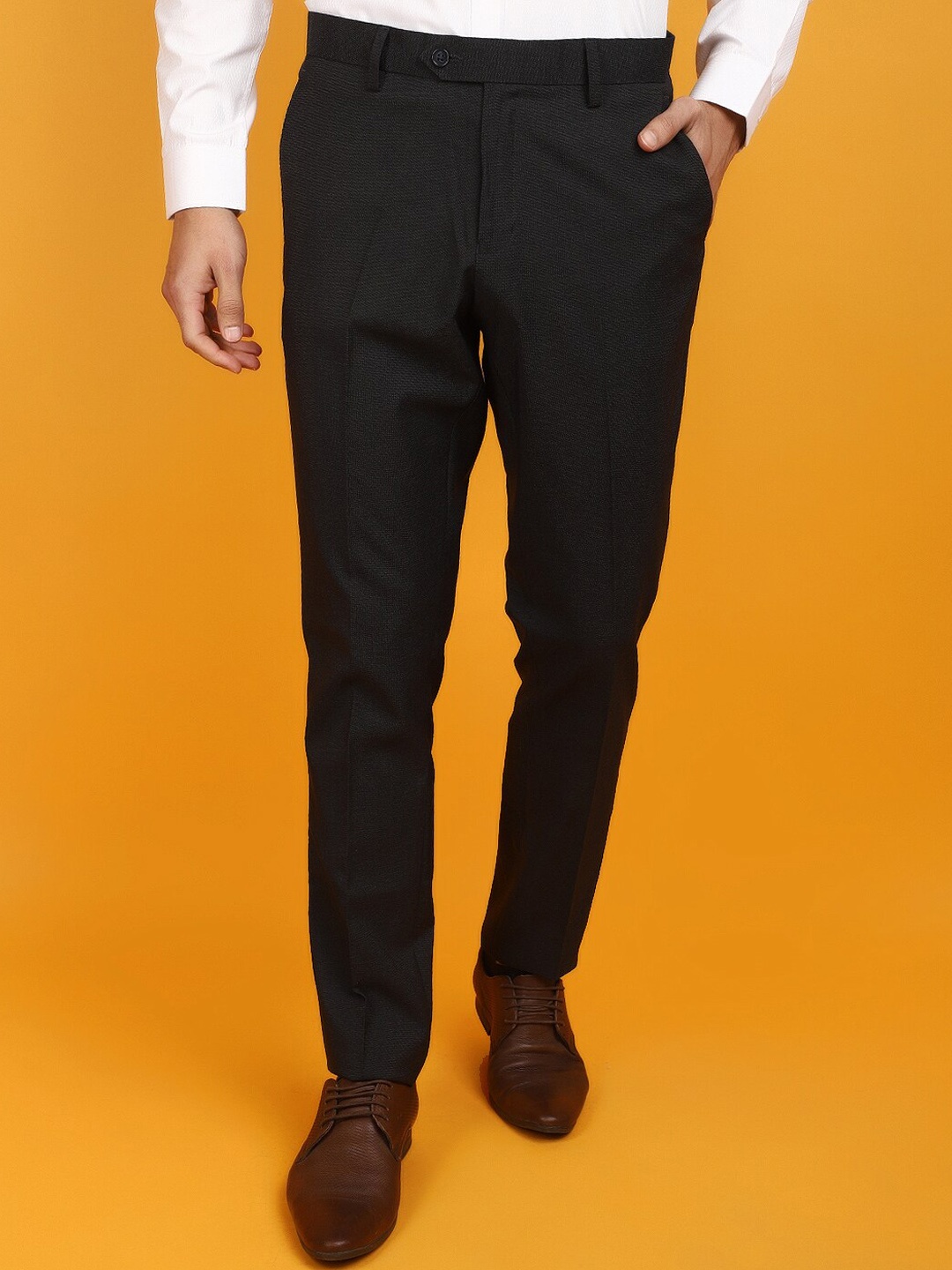 

V-Mart Men Slim Fit Mid-Rise Formal Trousers, Black