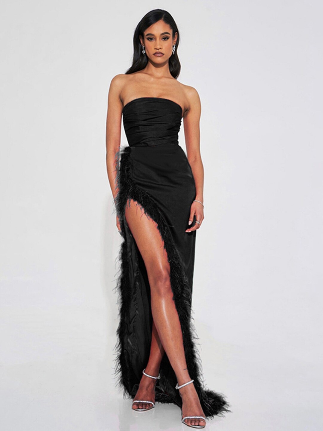 

Stylecast X KPOP Black Off Shoulder Front Slit Maxi Dress