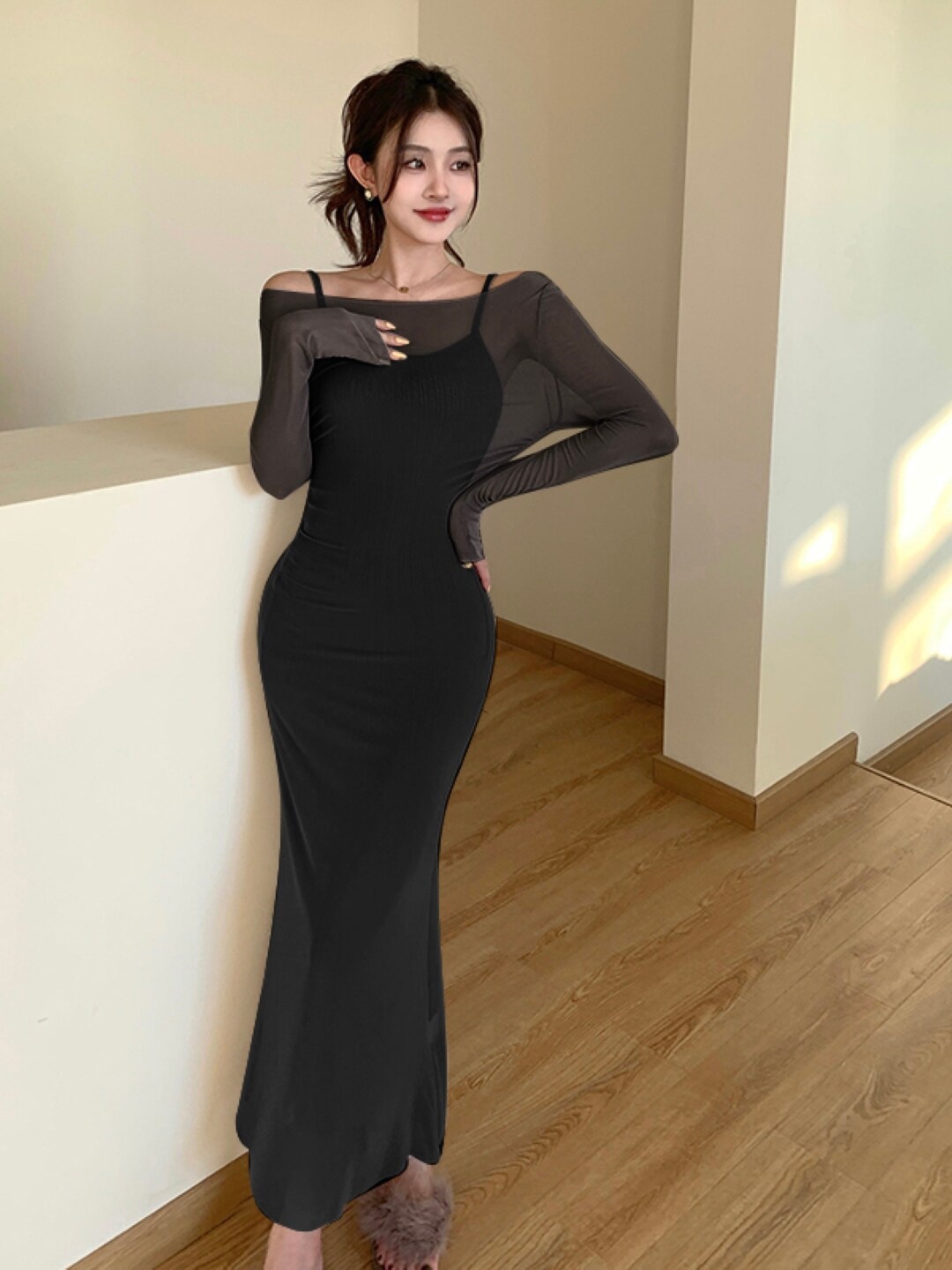 

Stylecast X KPOP Long Sleeves Maxi Dress, Black