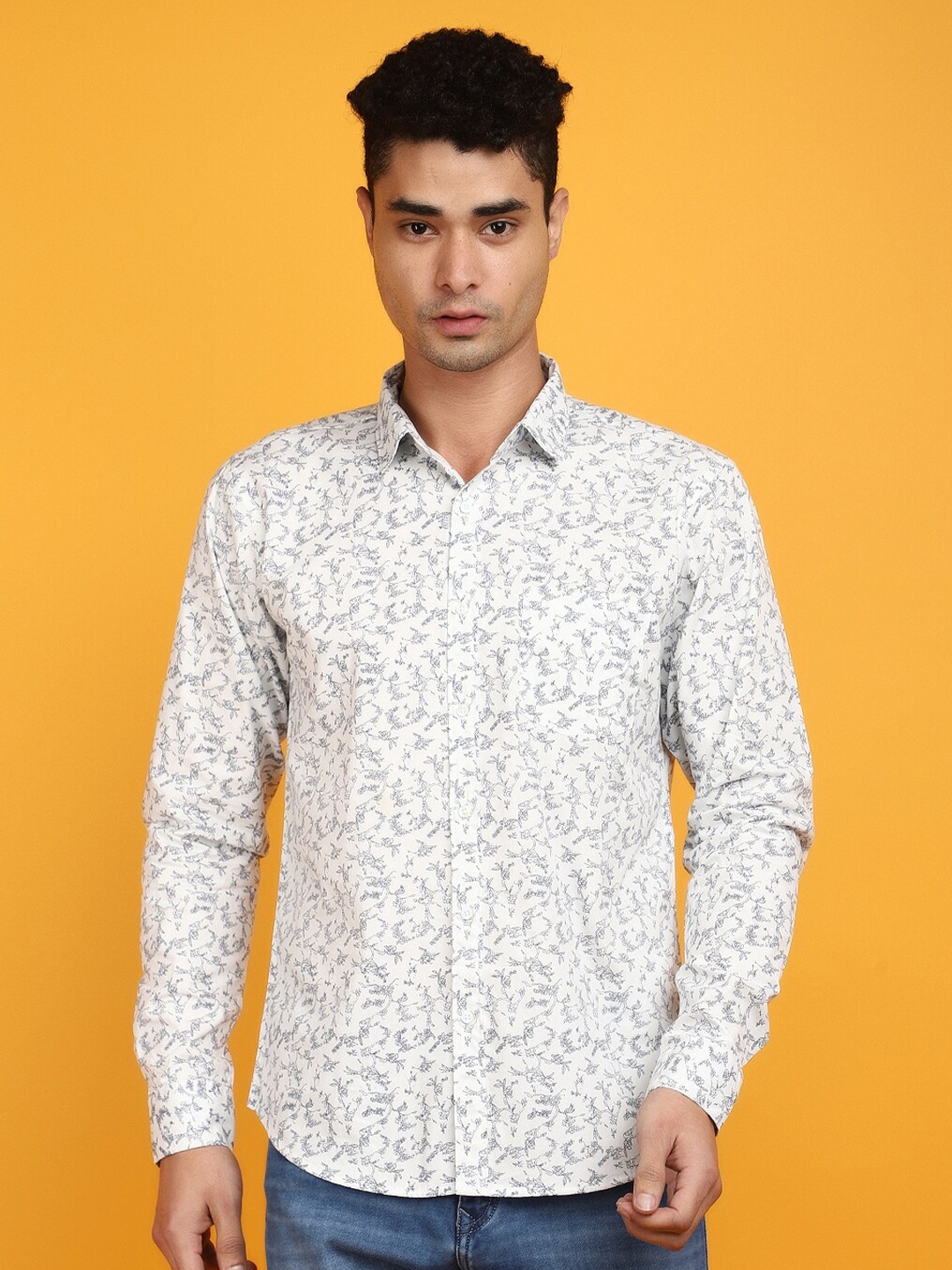 

V-Mart Floral Printed Cotton Shirt, White