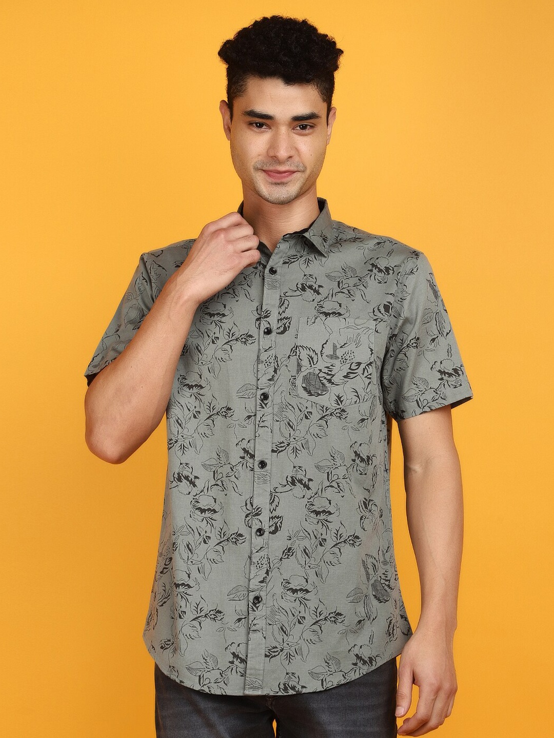 

V-Mart Floral Printed Cotton Casual Shirt, Olive