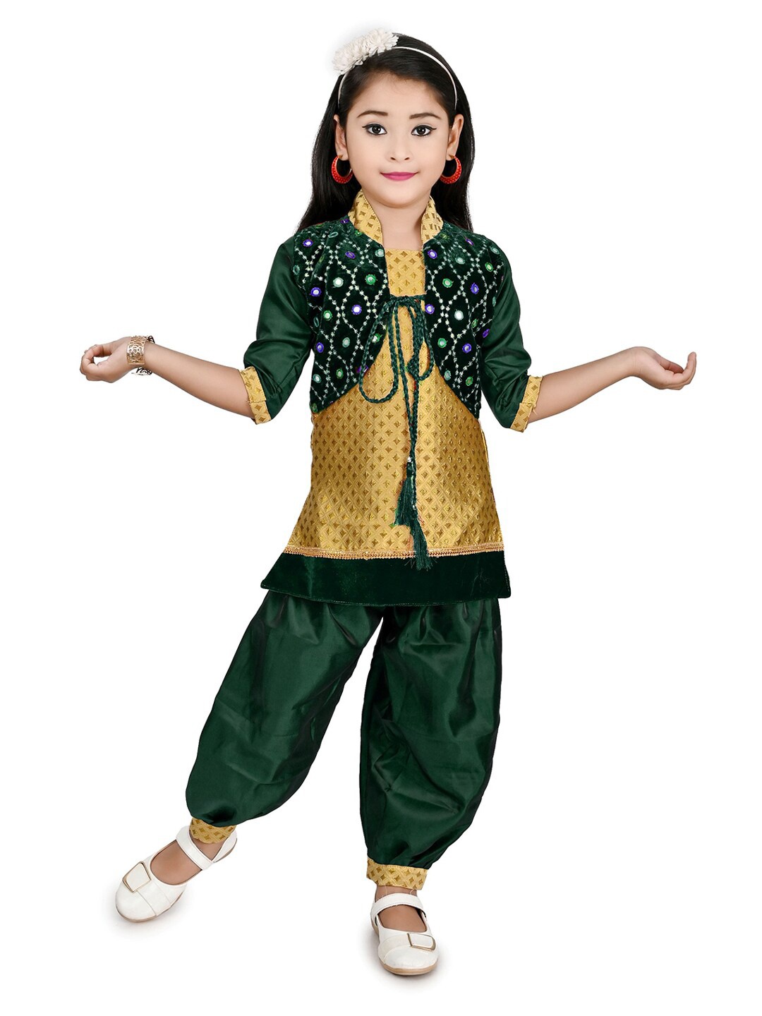 

BAESD Girls Embroidered Kurt Set, Green