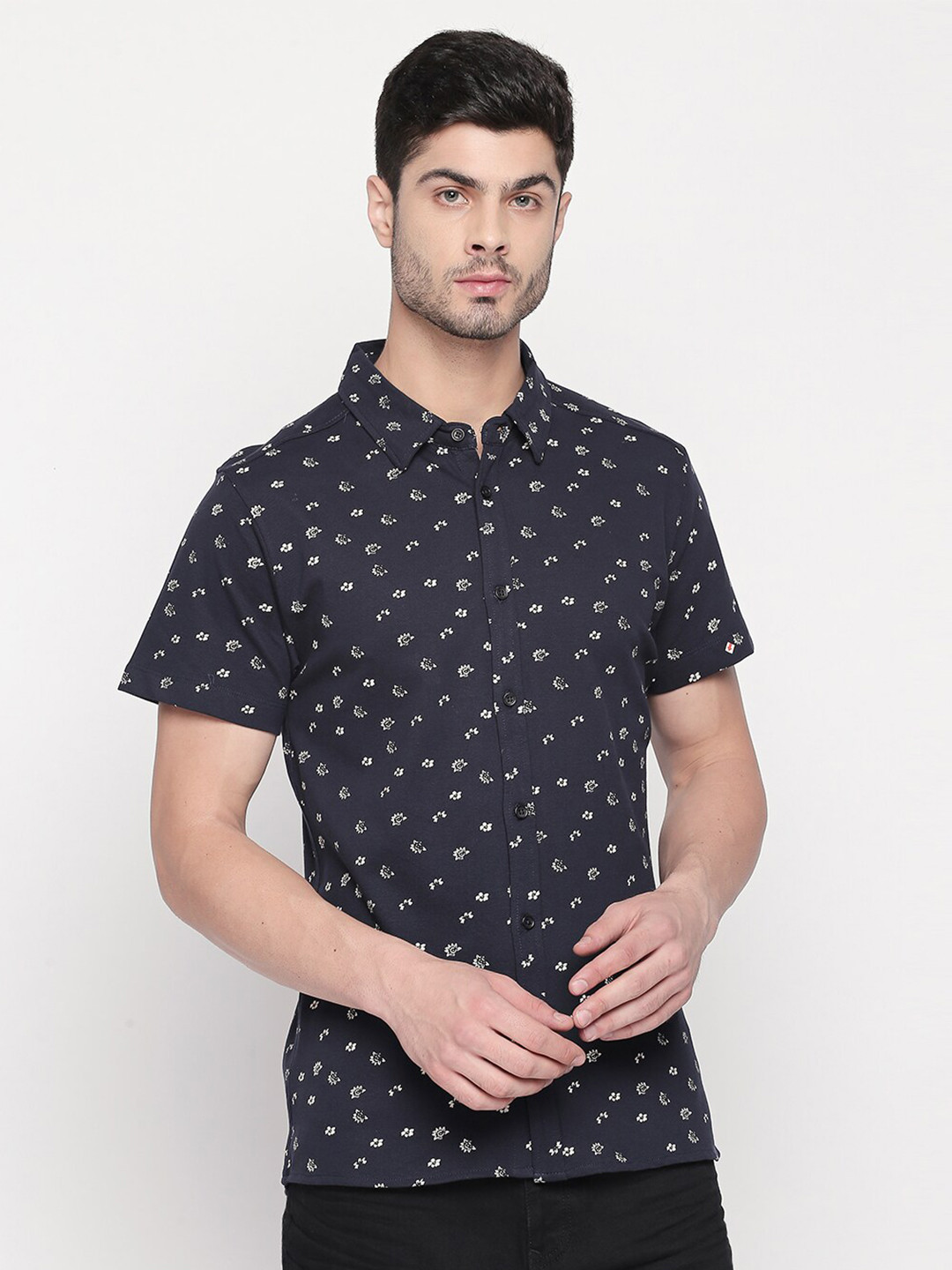 

Kenneth Cole Floral Printed Spread Collar Short Sleeves Cotton Casual Shirt, Navy blue