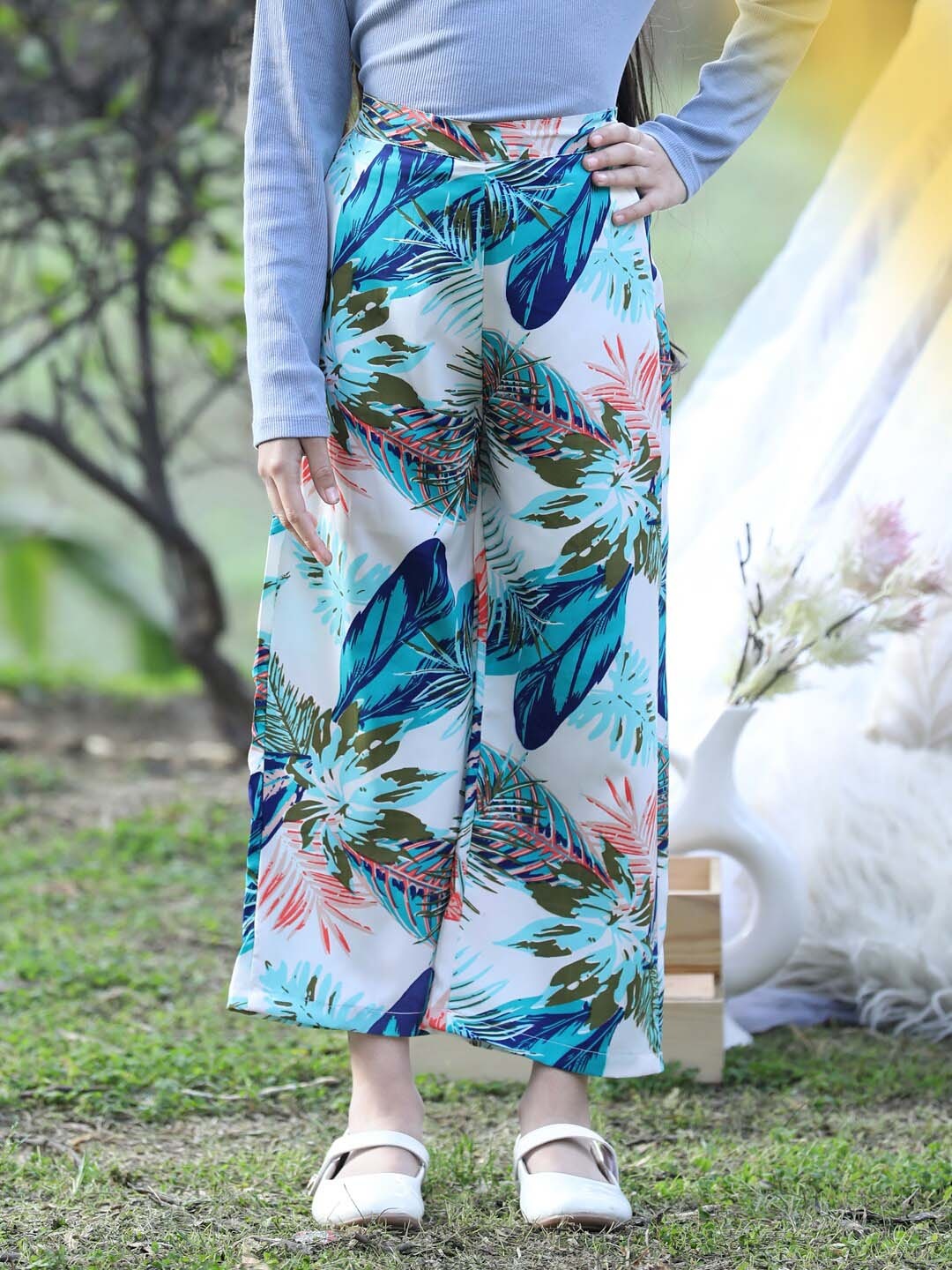 

Cutiekins Girls Floral Printed Straight Palazzos, White