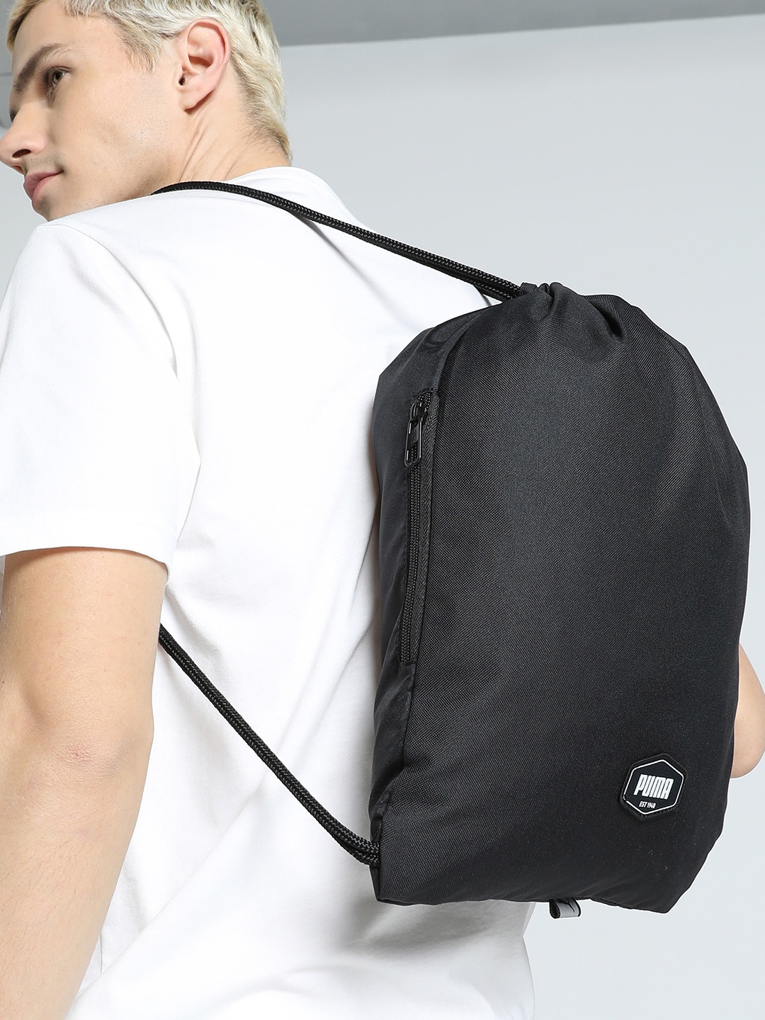 

Puma Unisex Solid Deck Medium-Sized Gym Sack With Brand Logo Applique Detail, Black