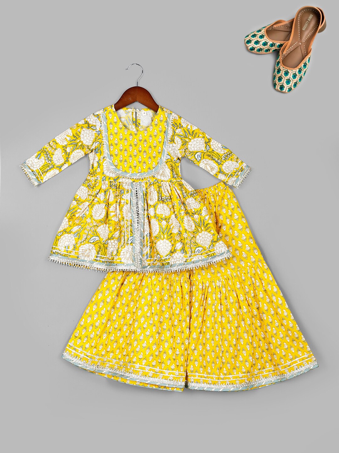 

Naughty Ninos Girls Floral Printed Pure Cotton Kurta with Sharara & Dupatta, Yellow