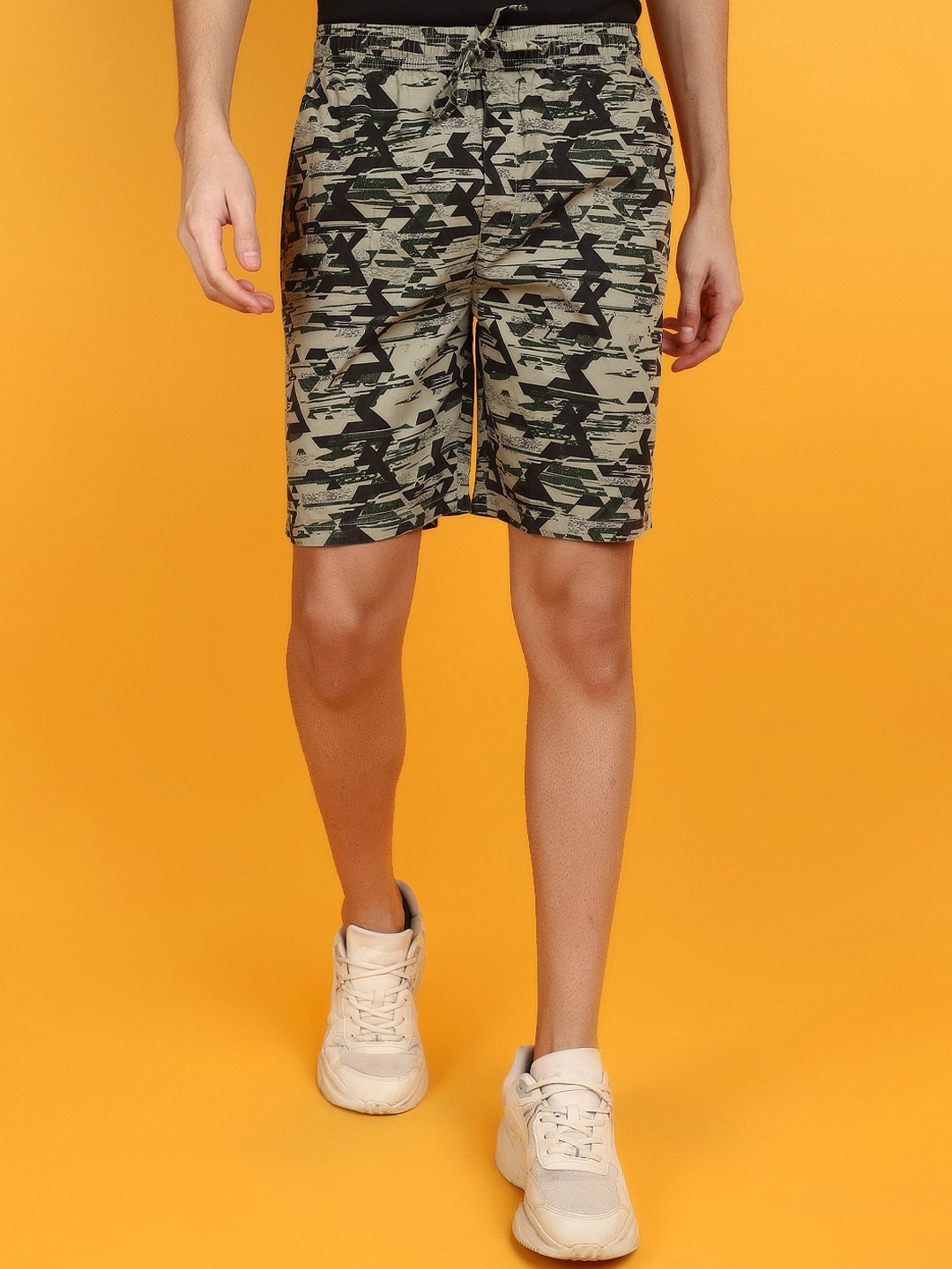 

V-Mart Men Abstract Printed Cotton Shorts, Green