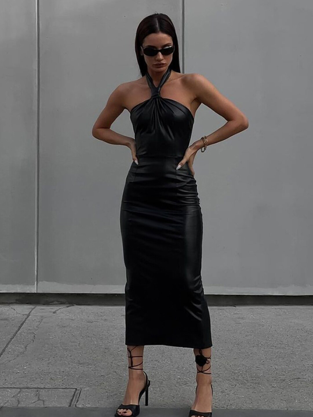 

Stylecast X KPOP Bodycon Midi Dress, Black