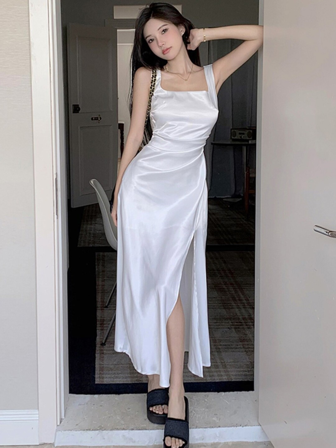 

Stylecast X KPOP White Square Neck Bodycon Maxi Dress