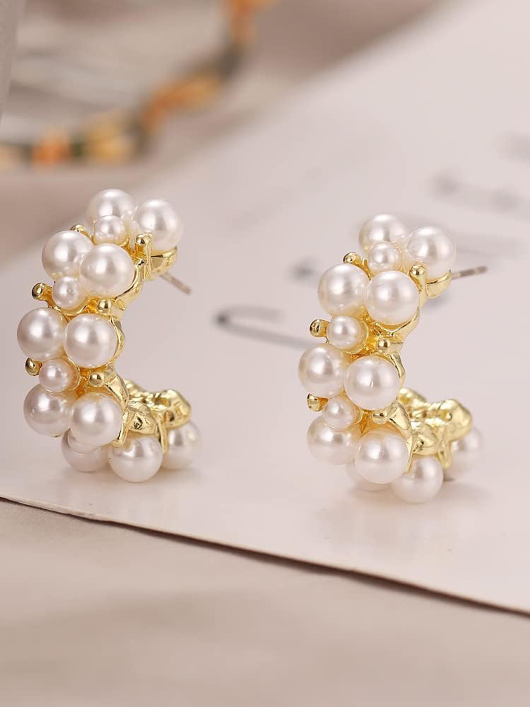 

VIEN Gold-Plated Pearls Contemporary Hoop Earrings