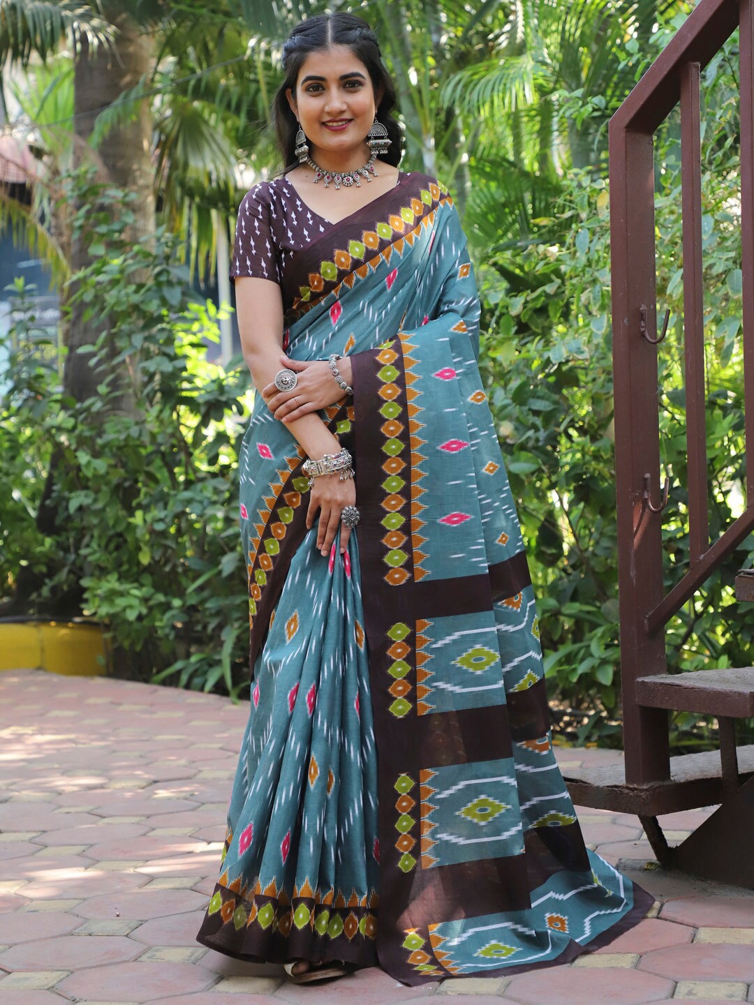 

Saree mall Sea Green Geometric Poly Cotton Ikat Sarees