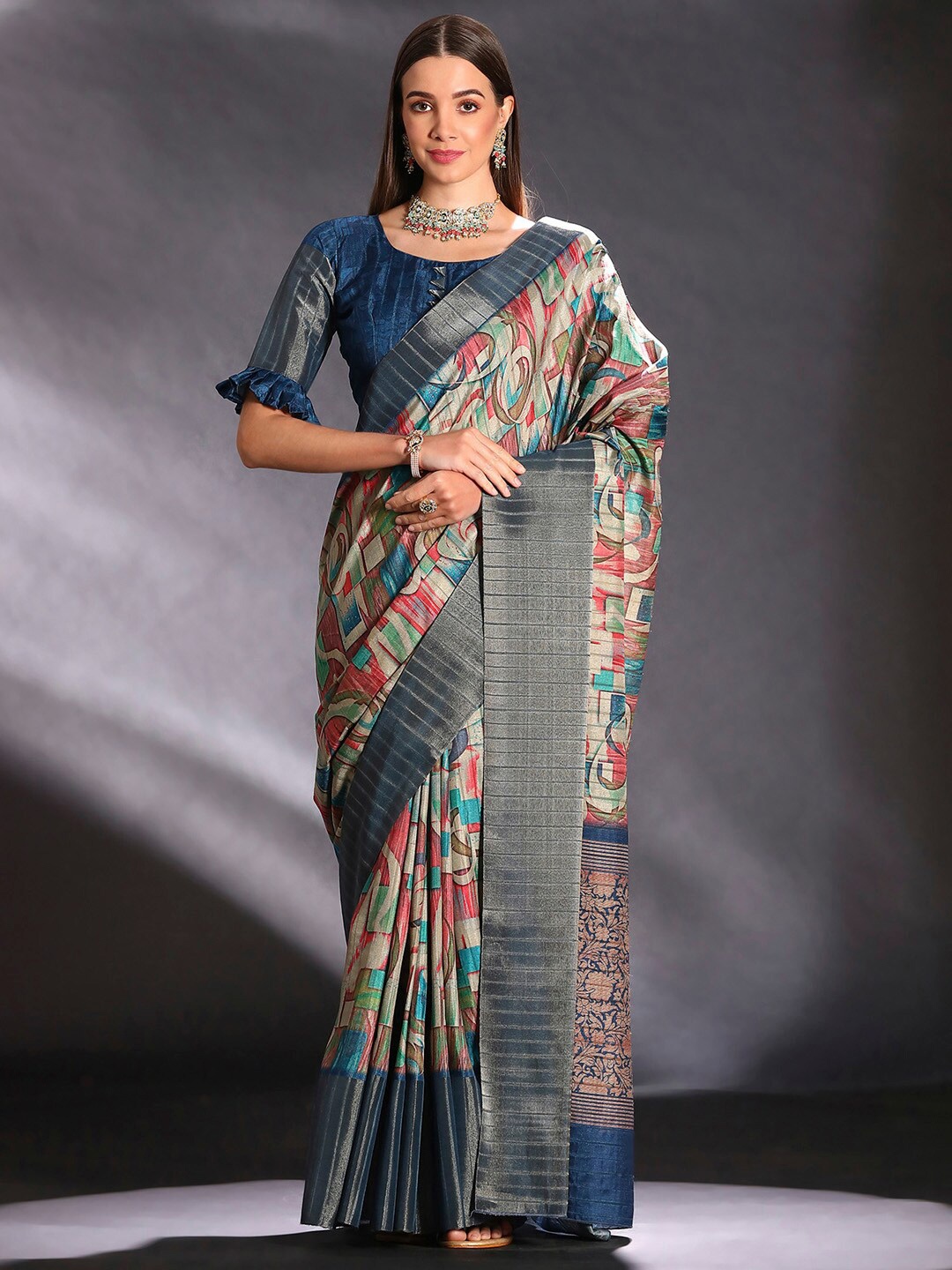 

Saree mall Abstract Printed Zari Saree, Cream