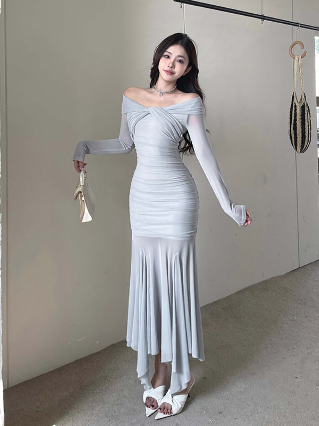 

Stylecast X KPOP Off-Shoulder Extended Sleeves Maxi Dress, Grey