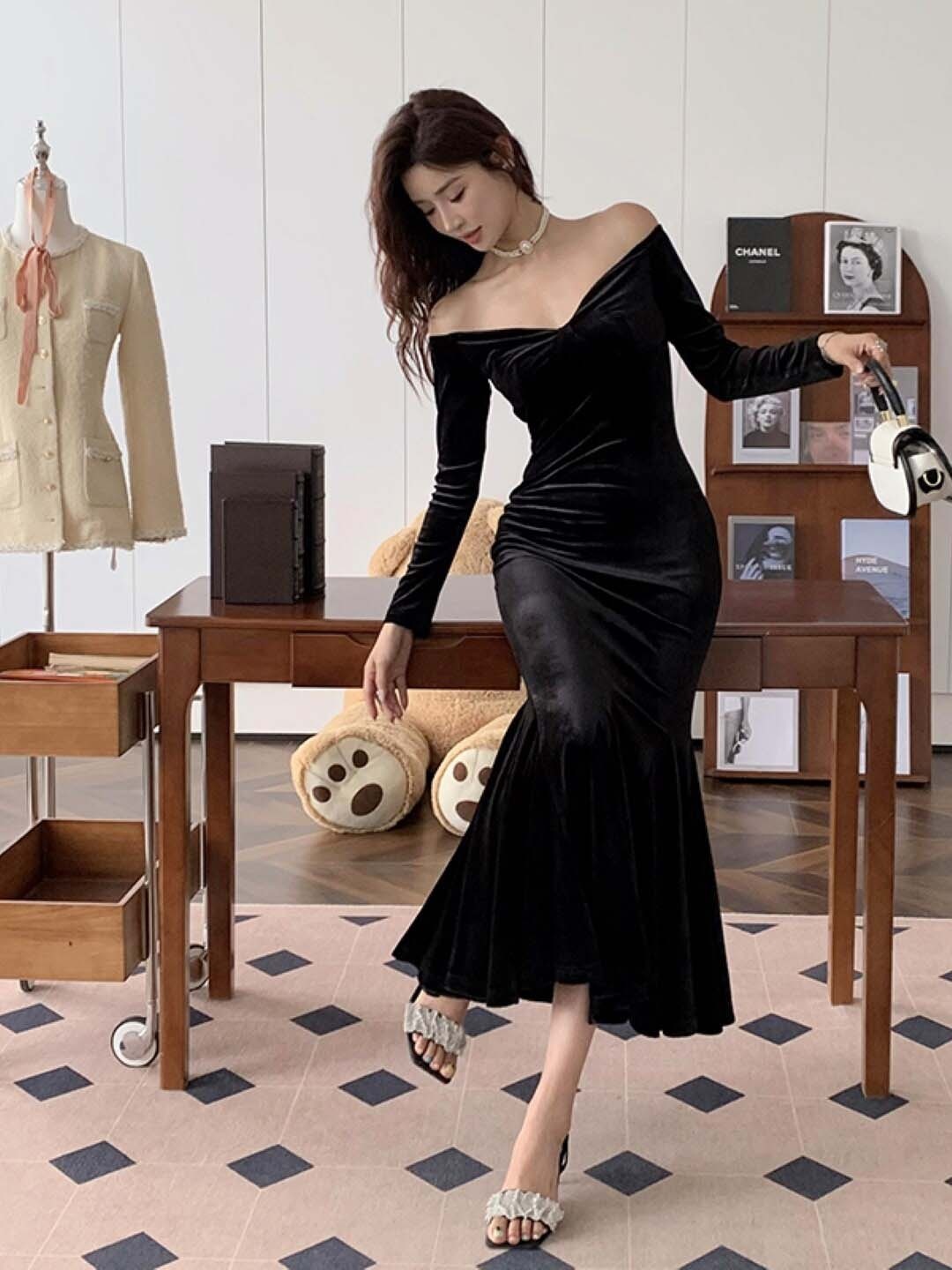 

Stylecast X KPOP Off-Shoulder A-Line Midi Dress, Black