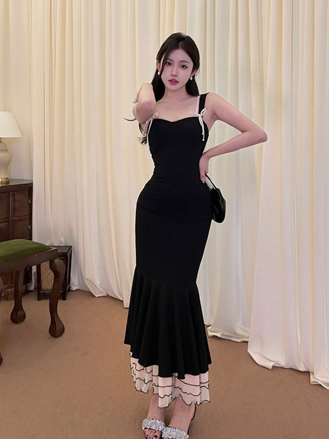 

Stylecast X KPOP Shoulder Straps Maxi Dress, Black