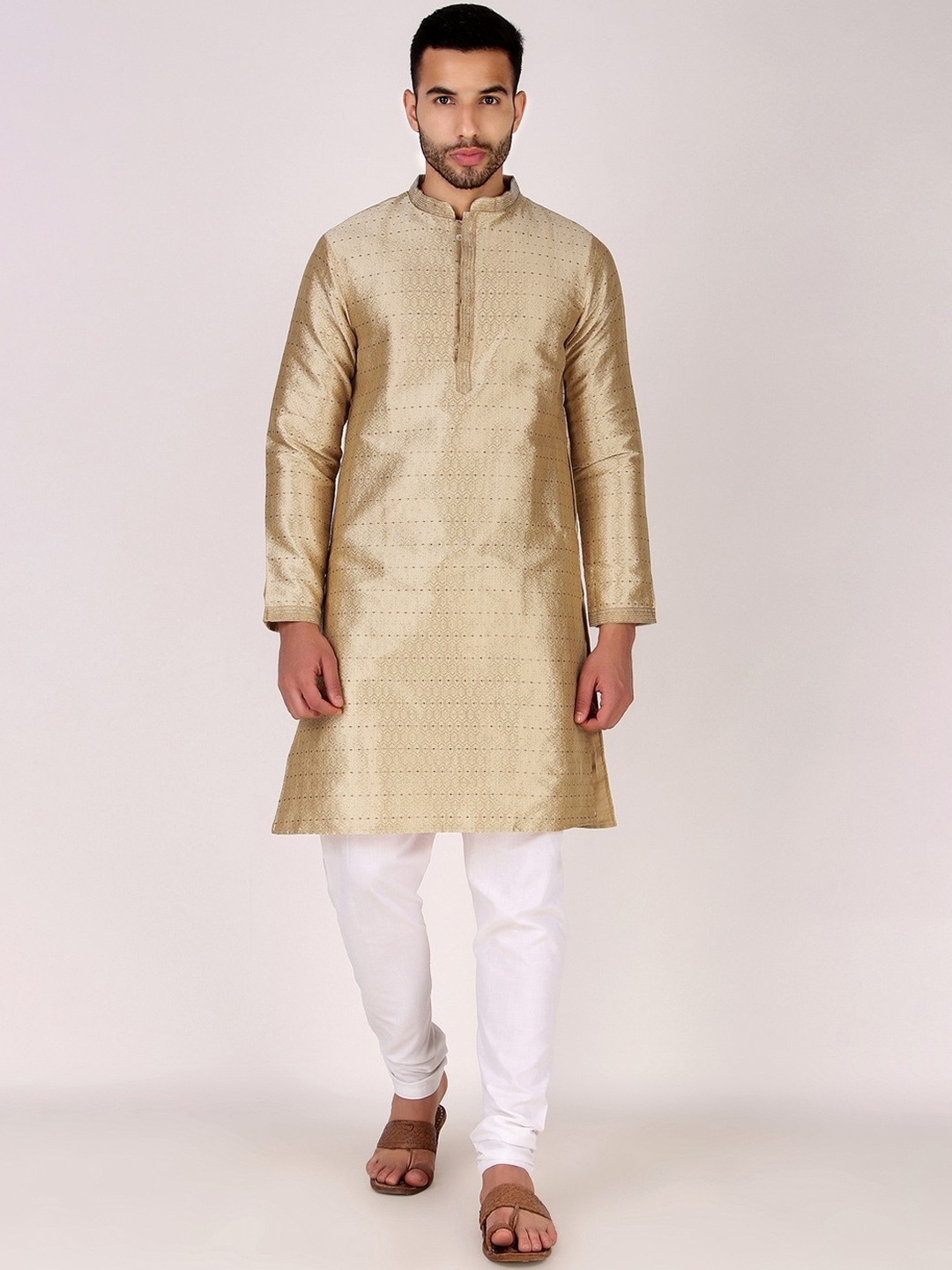 

Koshin Geometric Woven Design Mandarin Collar Silk Straight Kurta, Cream