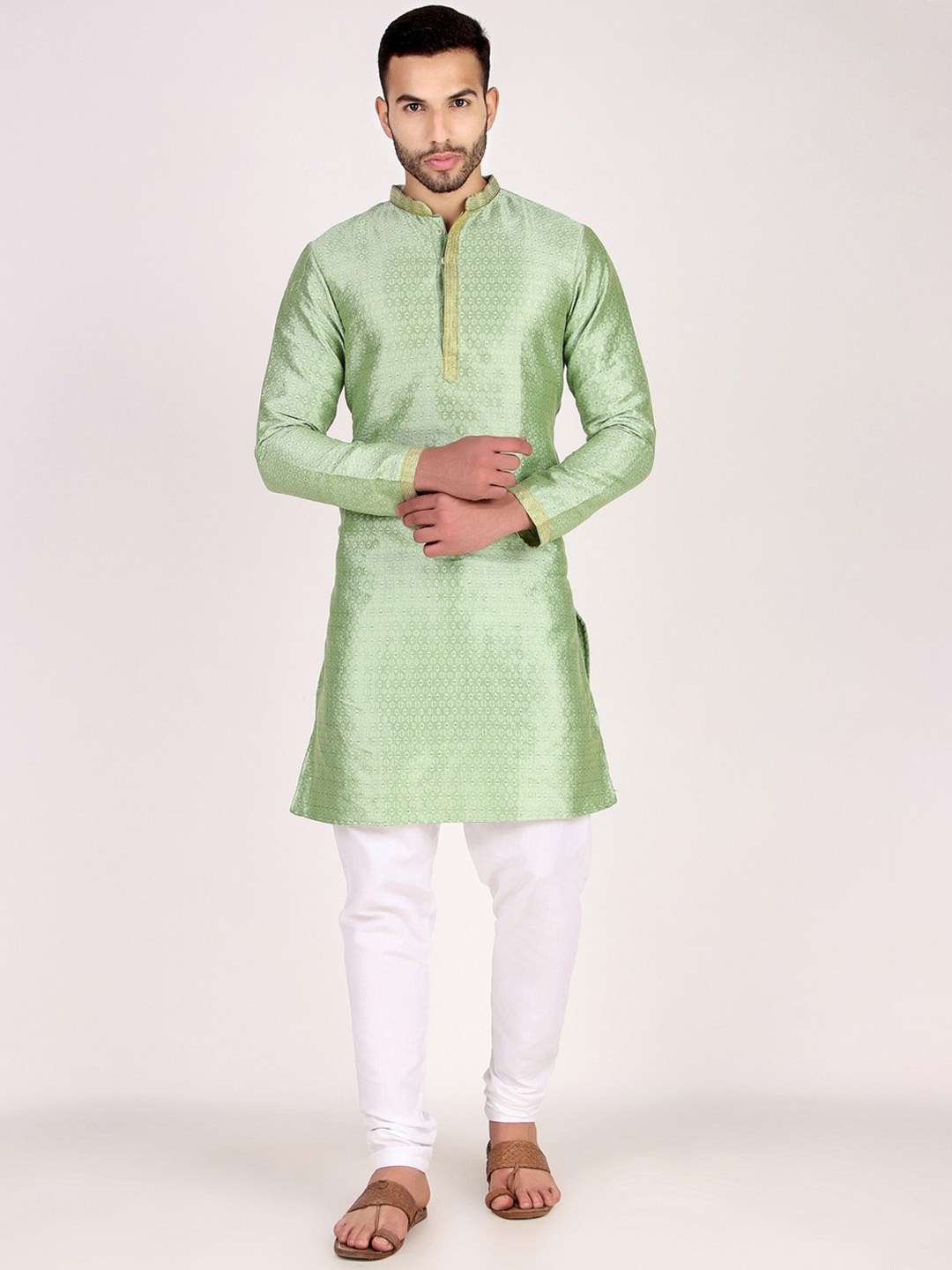 

Koshin Geometric Woven Design Mandarin Collar Silk Straight Kurta, Sea green