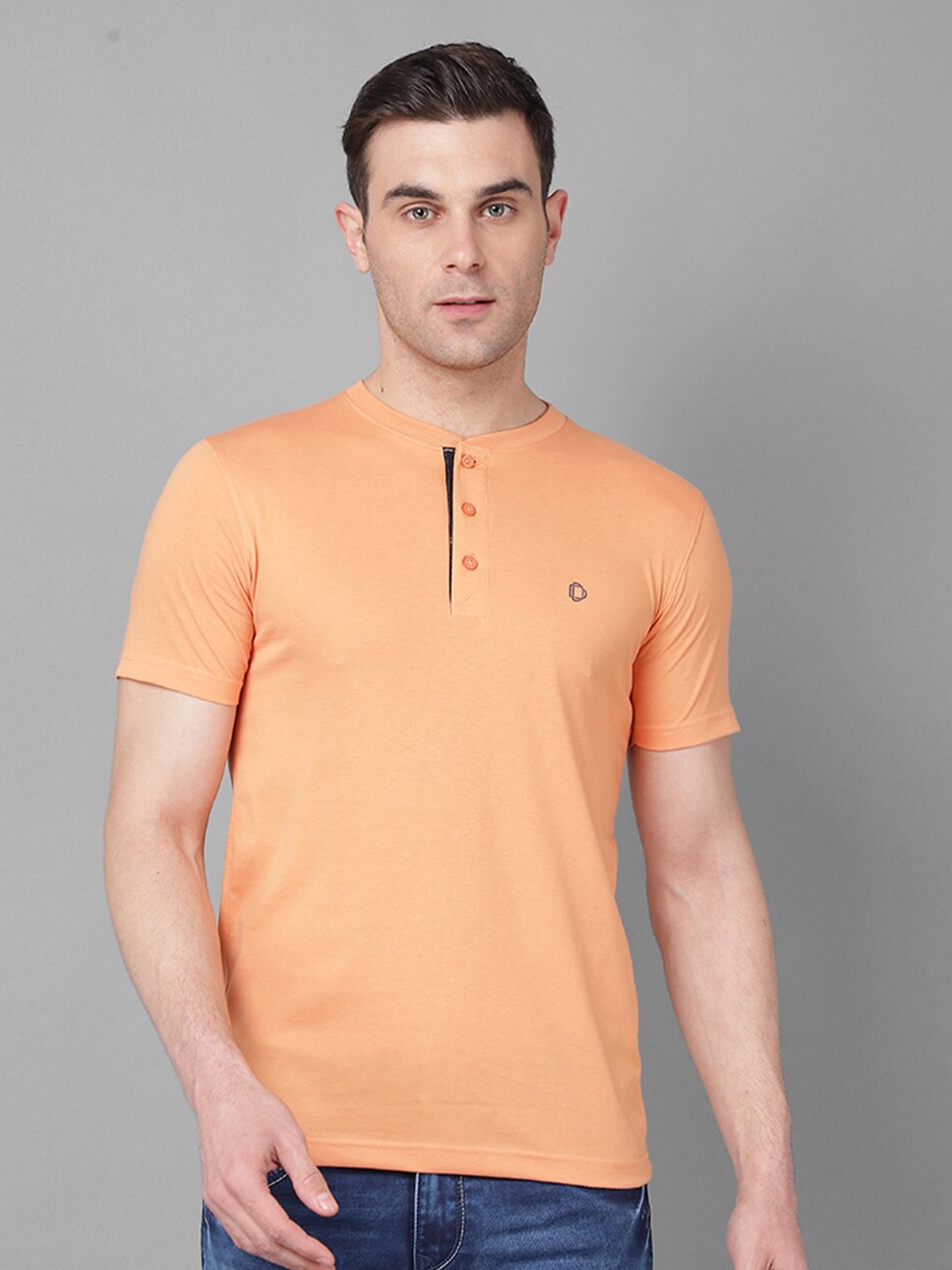 

Dollar Henley Neck Cotton T-shirt, Camel brown