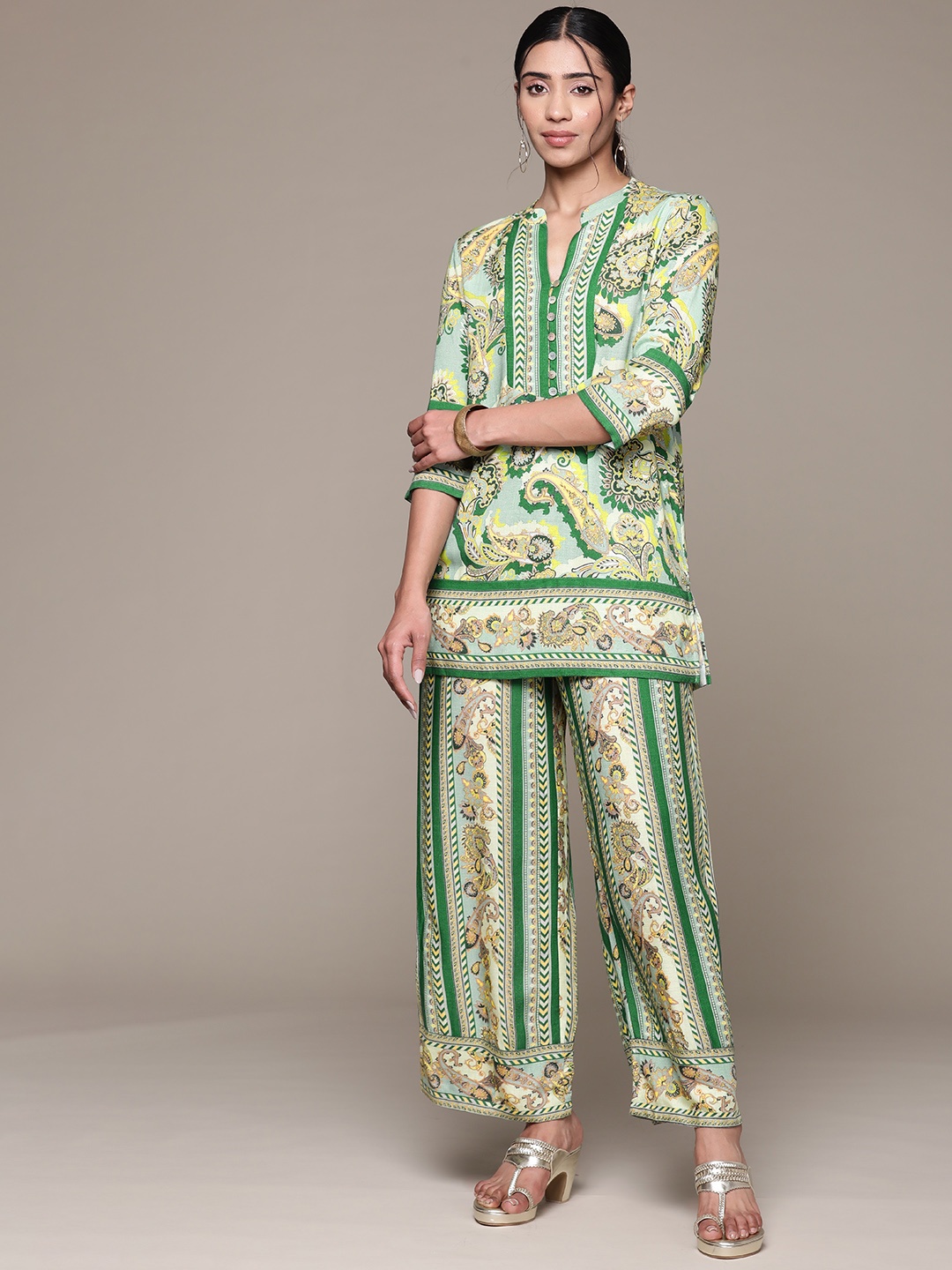 

aarke Ritu Kumar Ethnic Motifs Printed Kurti with Palazzos, Green