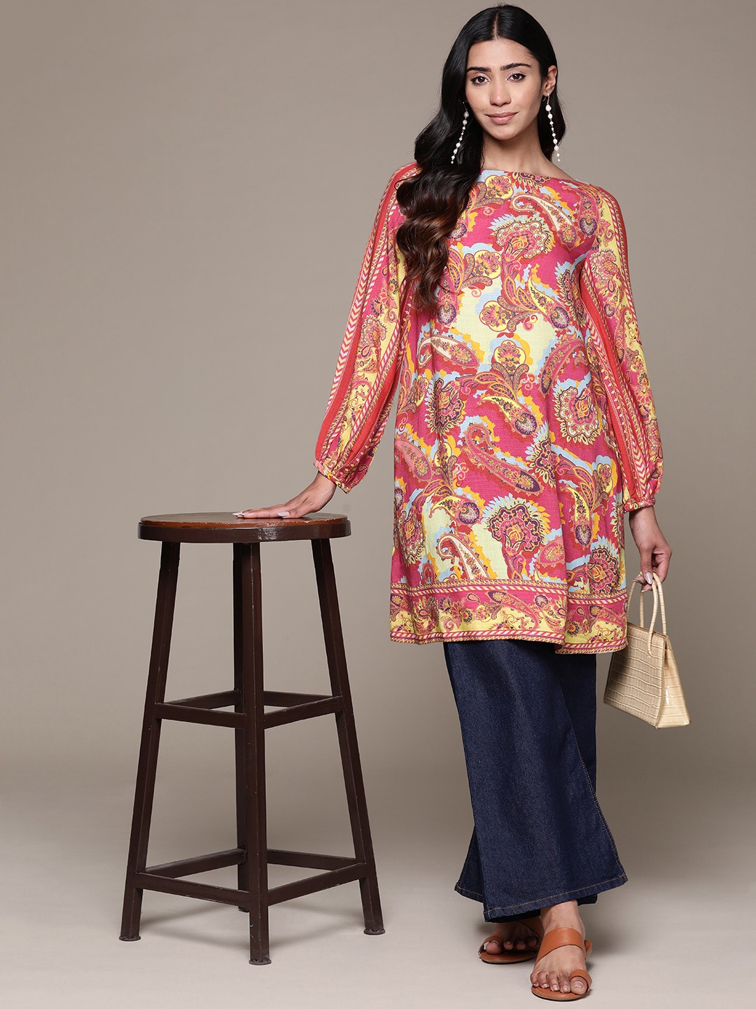 

aarke Ritu Kumar Women Paisley Printed Kurta, Green