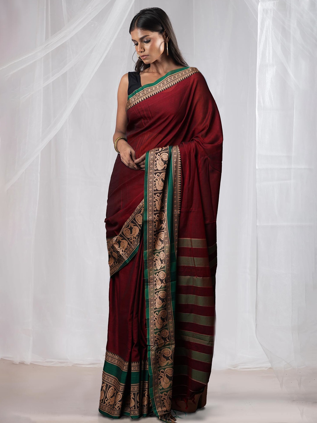 

Unnati Silks Zari Pure Cotton Narayanpet Saree, Maroon