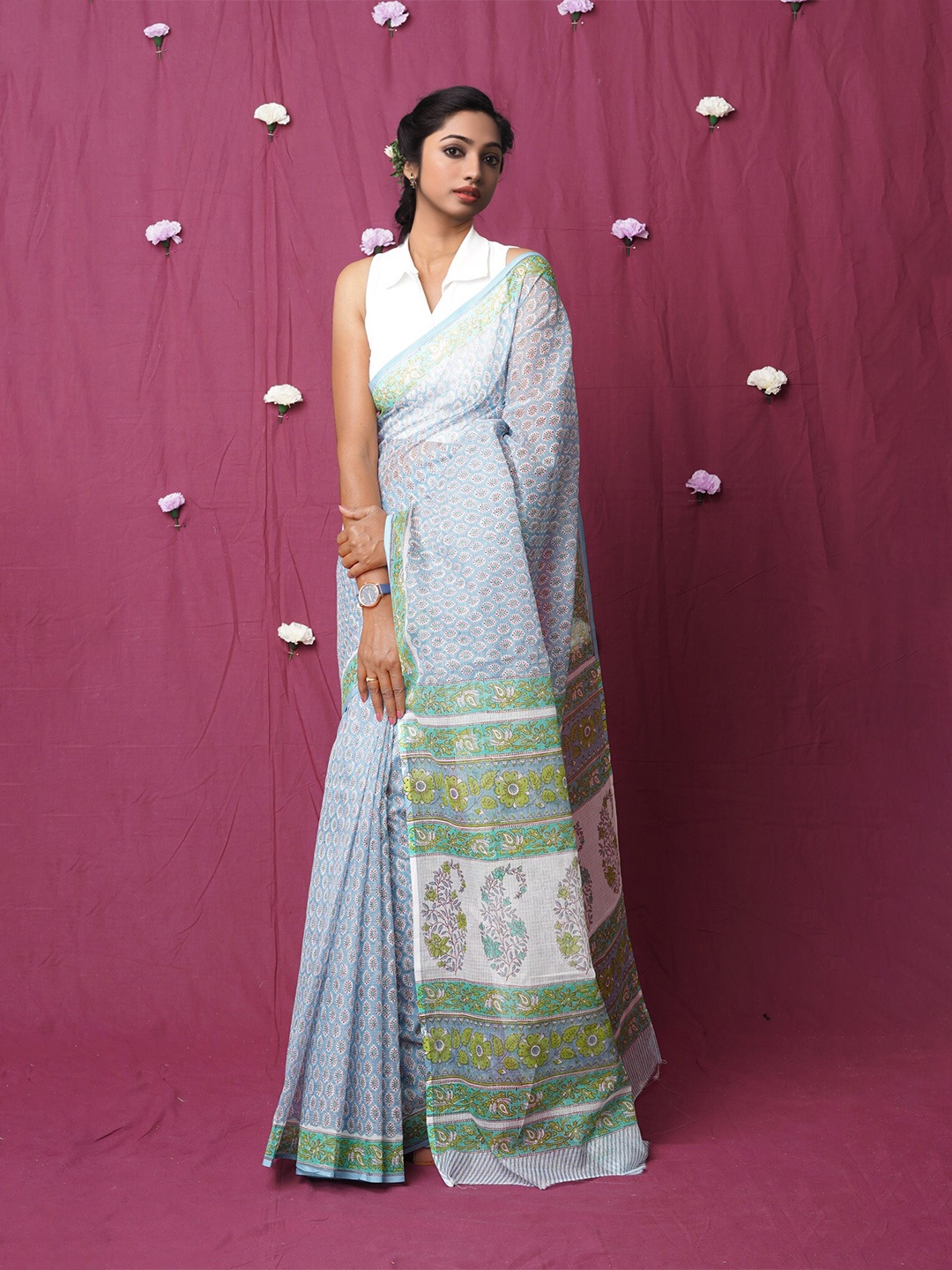

Unnati Silks Floral Silk Cotton Kota Saree, White