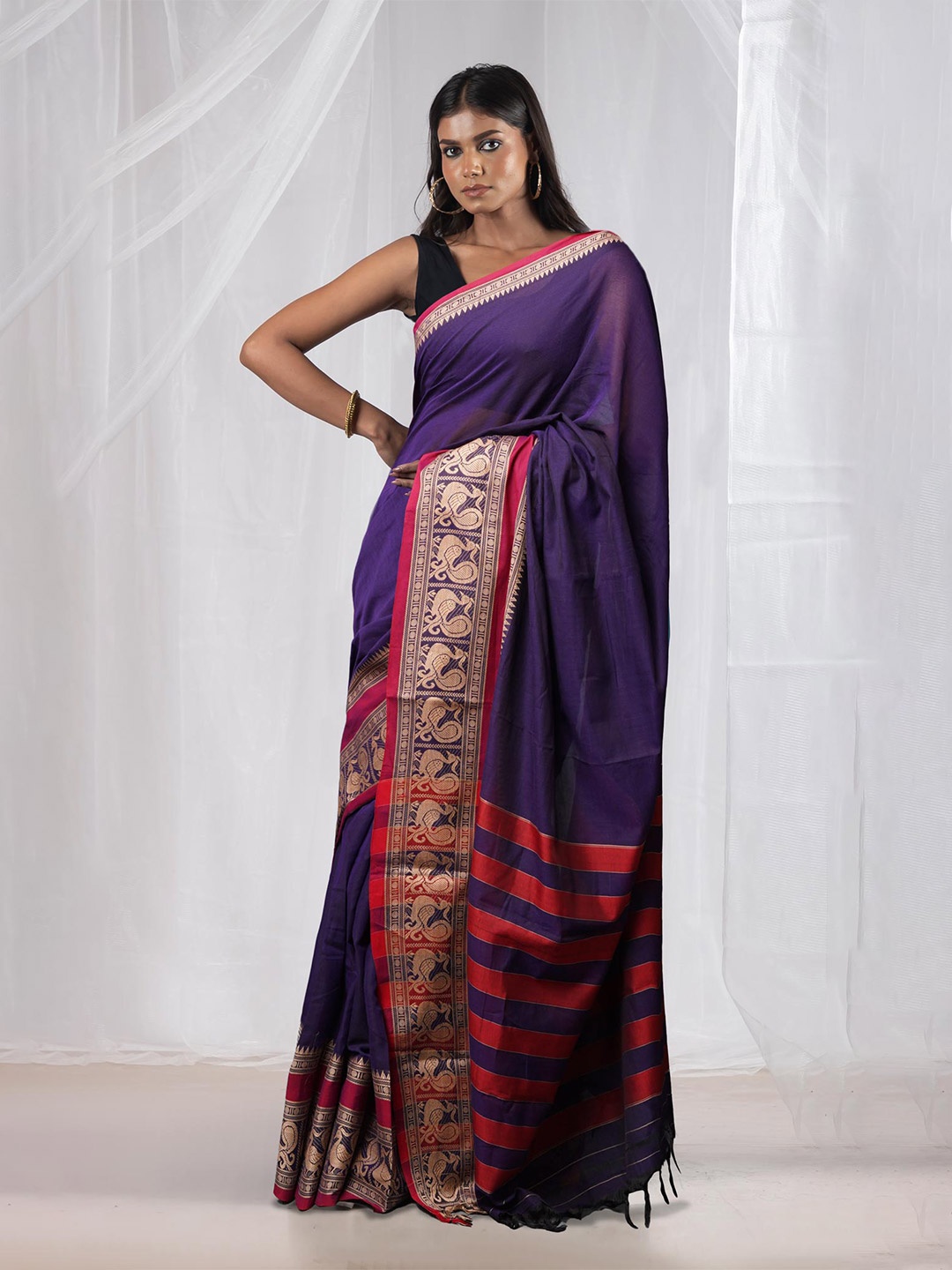 

Unnati Silks Zari Pure Cotton Handloom Narayanpet Saree, Violet