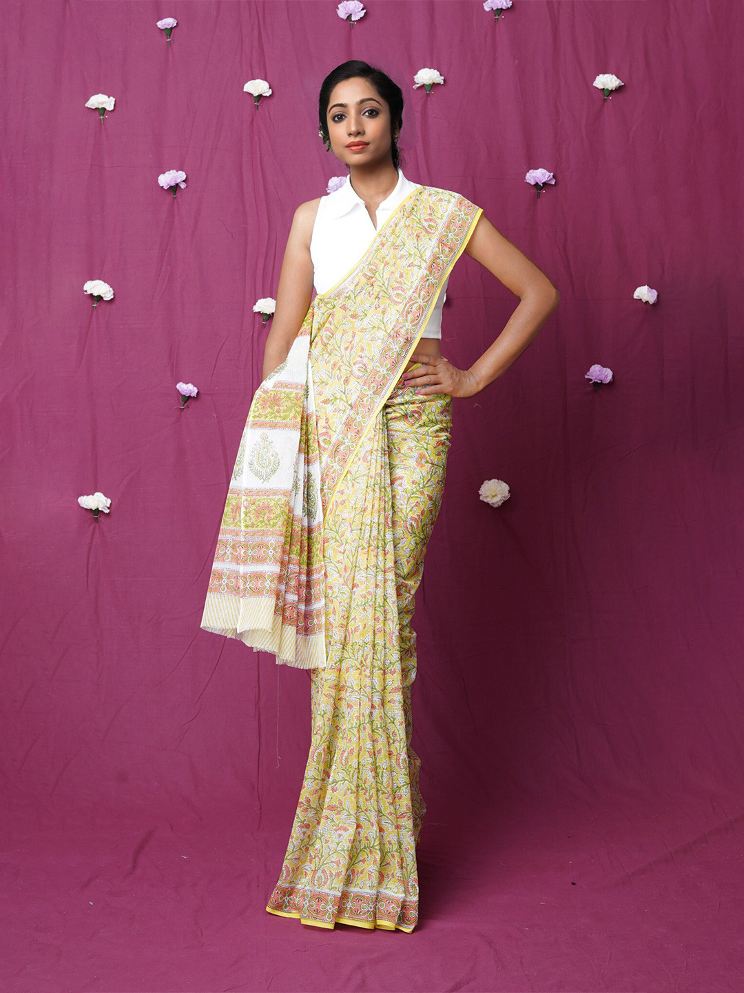 

Unnati Silks Floral Silk Cotton Kota Saree, Yellow