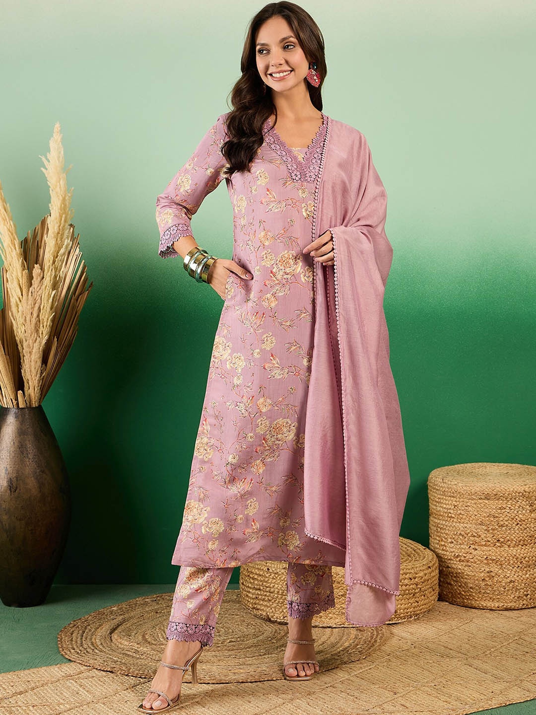 

Sangria Floral Printed V Neck Kurta With Trousers & Dupatta, Mauve