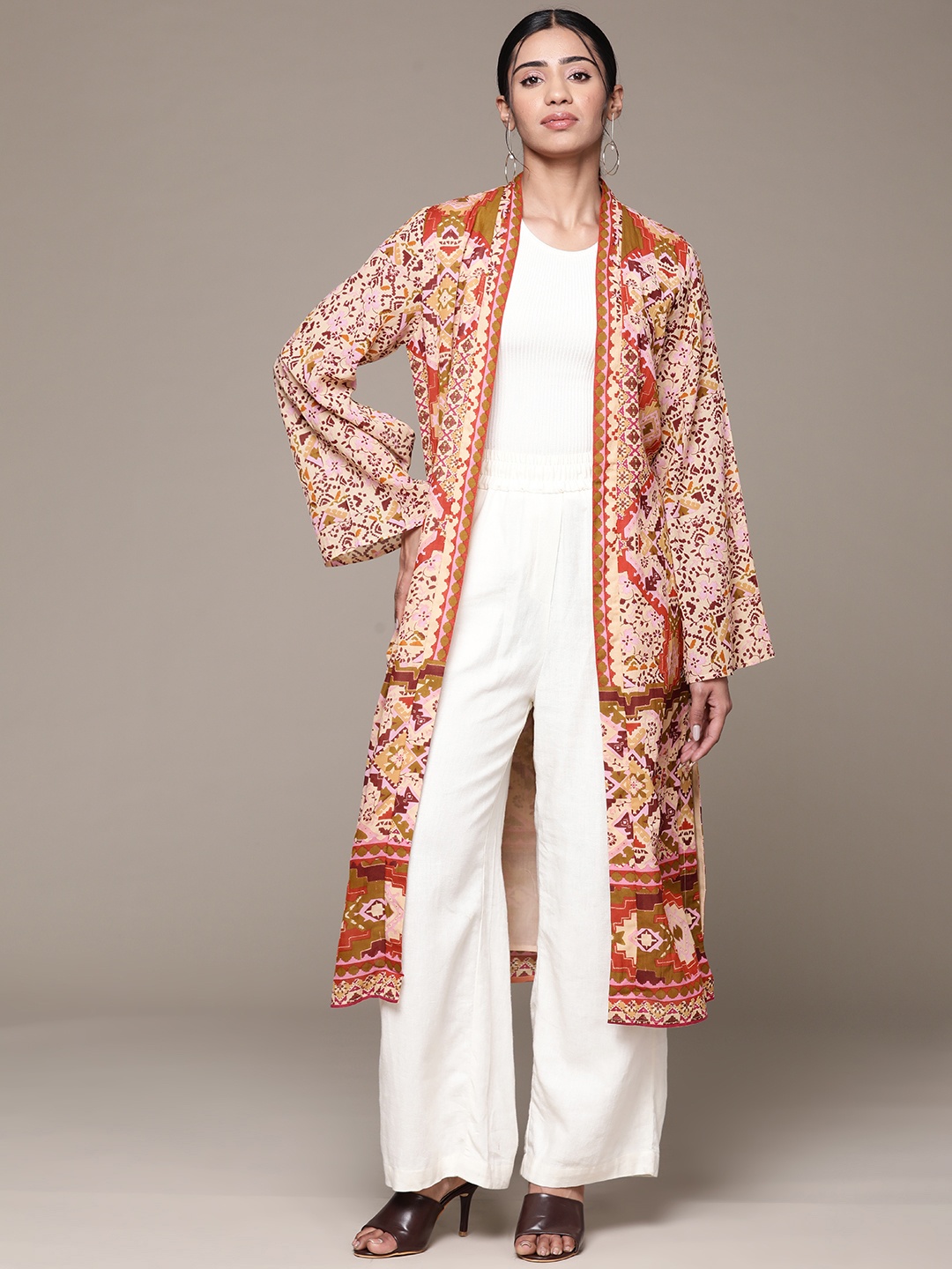 

aarke Ritu Kumar Women Printed Ethnic Longline Ethnic Shrug, Off white