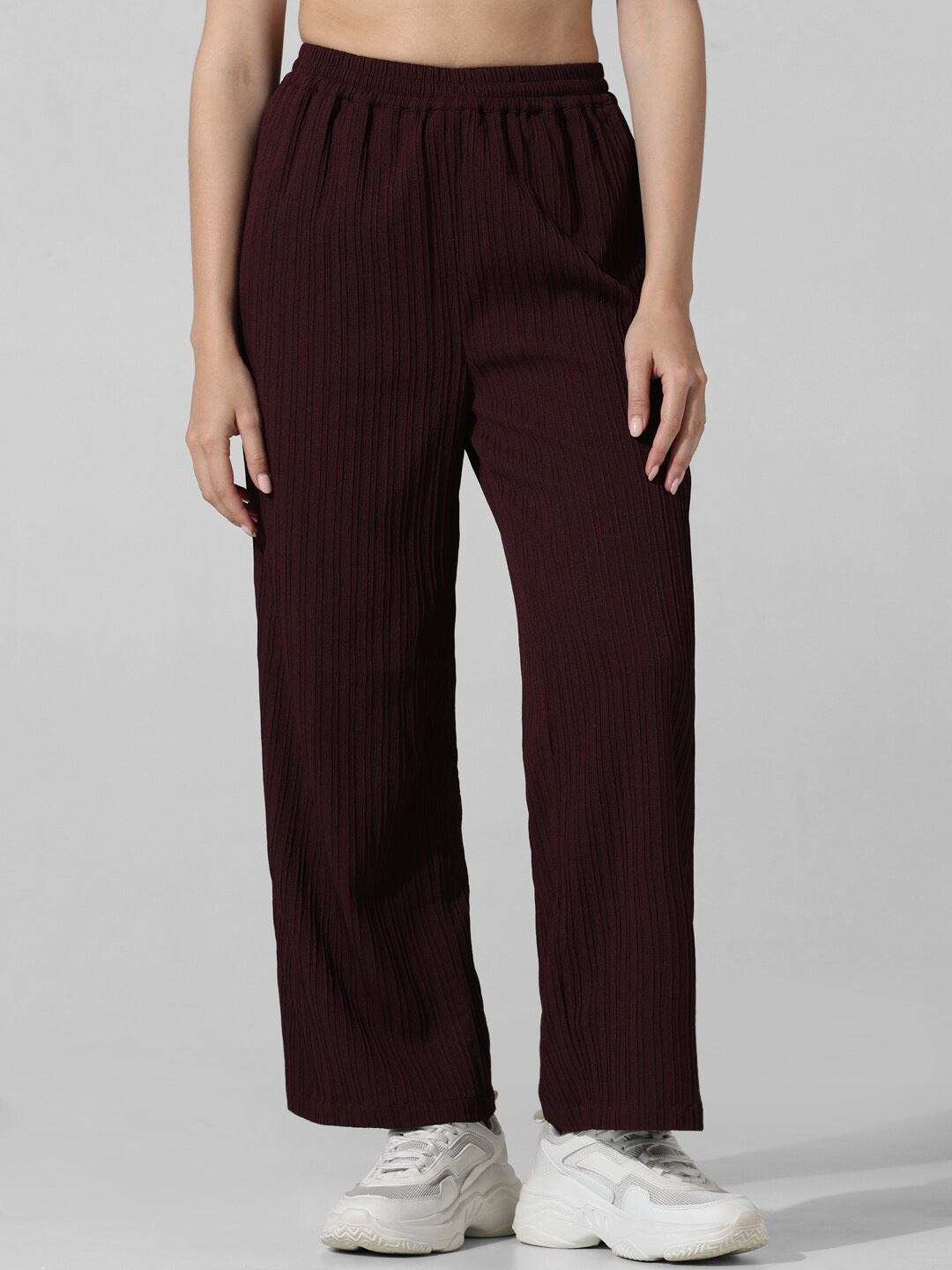 

ONLY Women Regular Fit High-Rise Trousers, Maroon