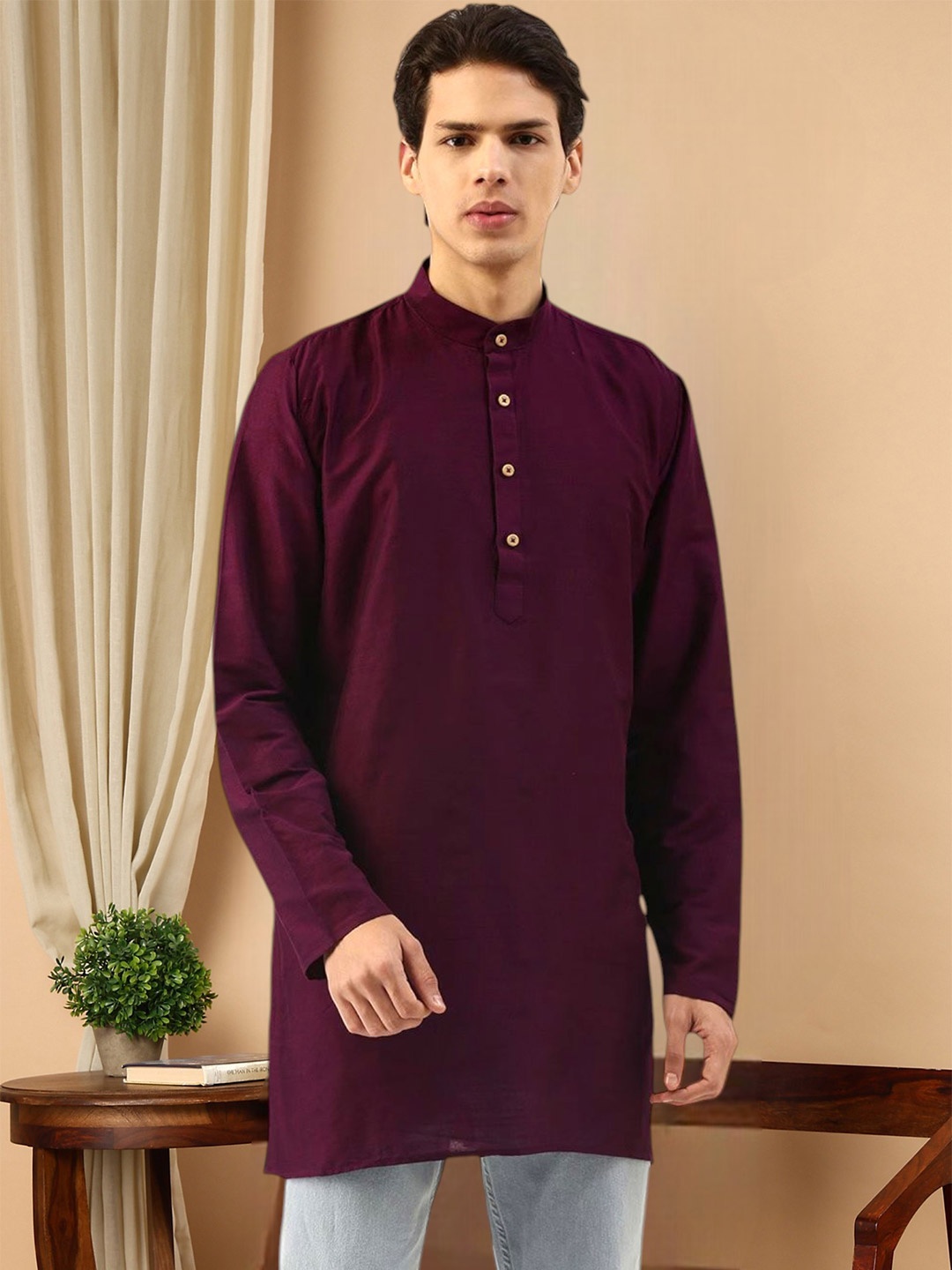 

TATTVA Long Sleeves Mandarin Collar Thread Work Kurta, Purple