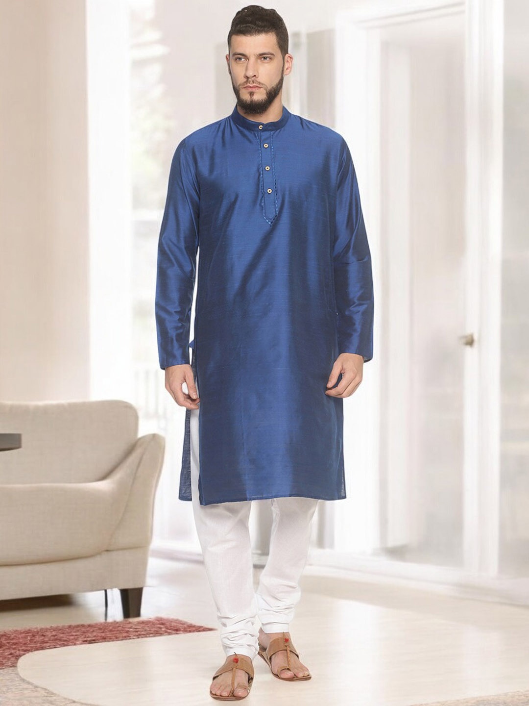 

TATTVA Long Sleeves Mandarin Collar Thread Work Kurta, Blue