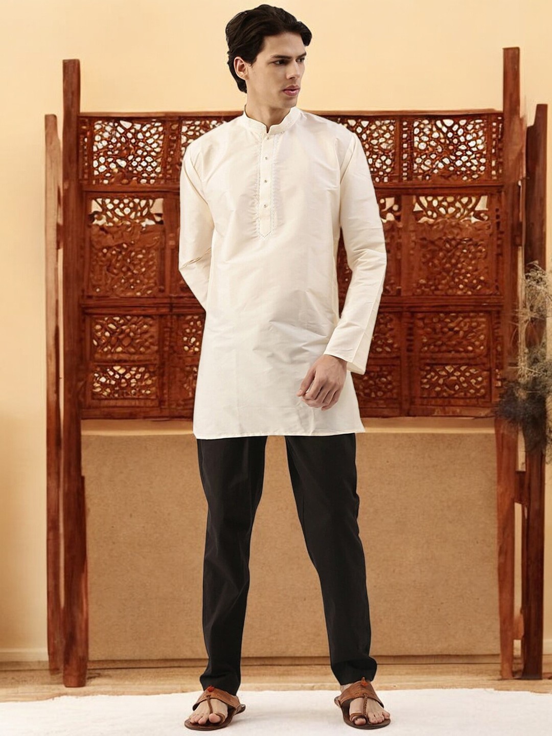 

TATTVA Mandarin Collar Straight Kurta, Cream