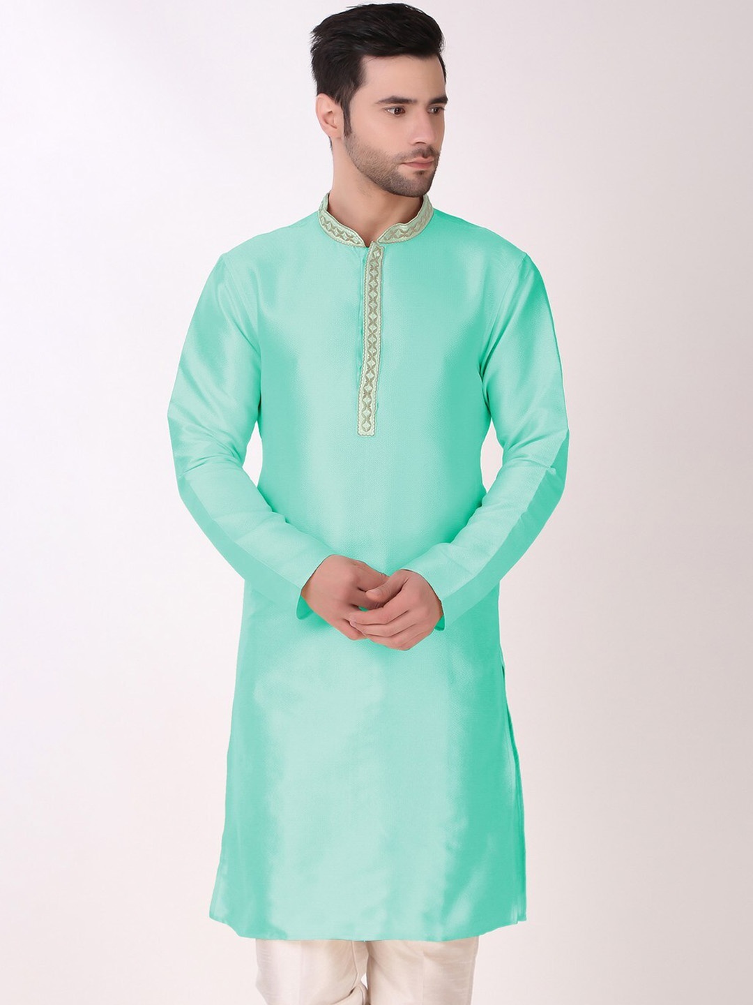 

Koshin Thread Work Mandarin Collar Jacquard Silk Kurta, Blue