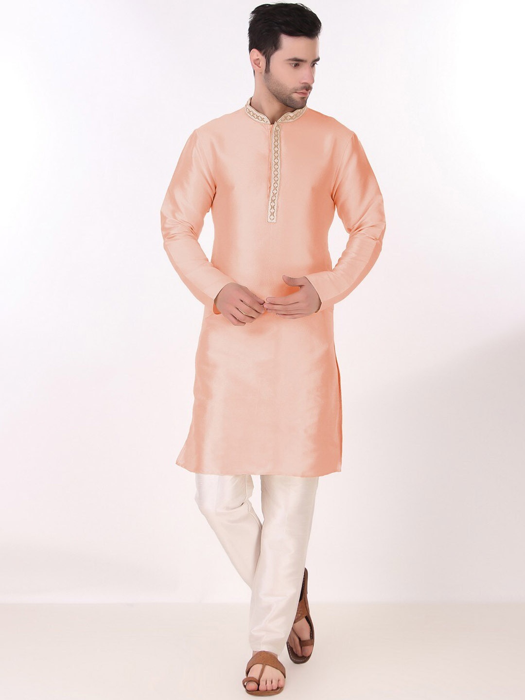 

Koshin Mandarin Collar Thread Work Jacquard Straight Silk Kurta, Peach
