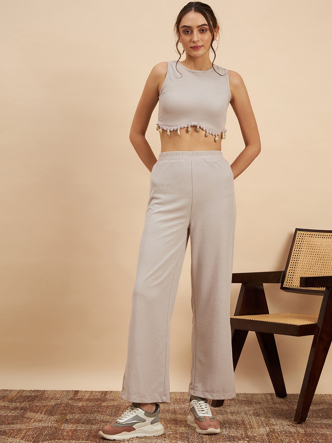 

KASSUALLY Grey Ribbed Round Neck Sleeveless Crop Top With Trousers