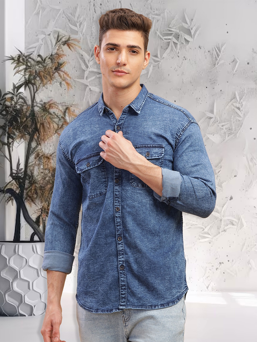

Kuons Avenue Smart Spread Collar Double Pocket Denim Casual Shirt, Blue