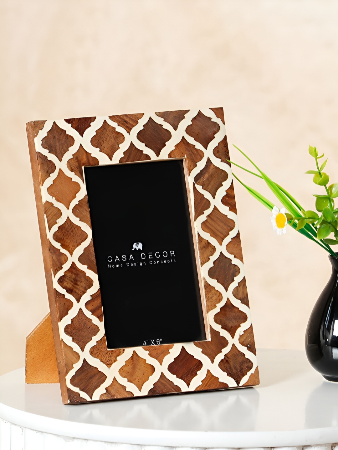 

CASA DECOR Brown & White Table Photo Frame