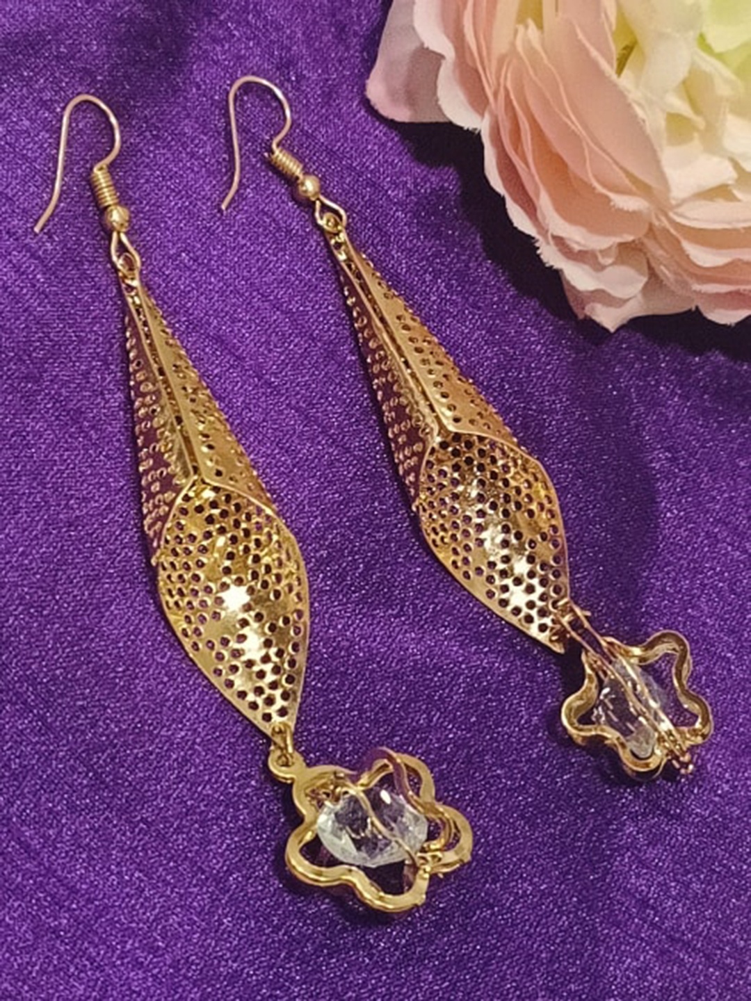 

FEMMIBELLA Gold-Plated Contemporary Drop Earrings