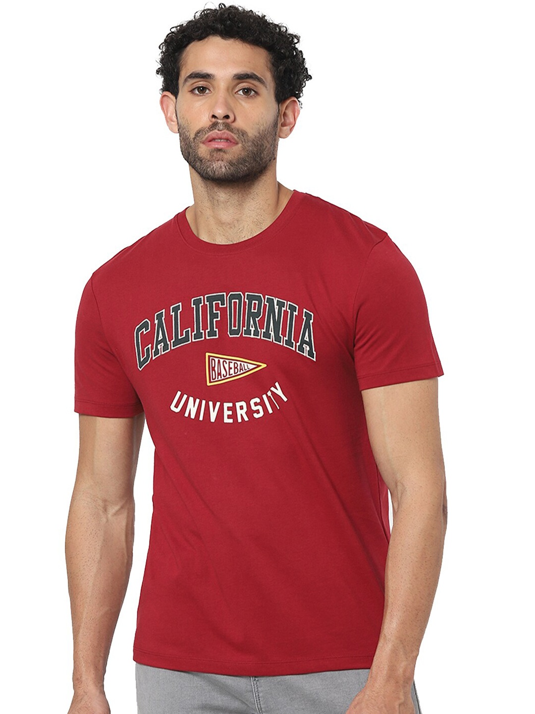 

Celio Typography Printed Cotton T-Shirt, Maroon