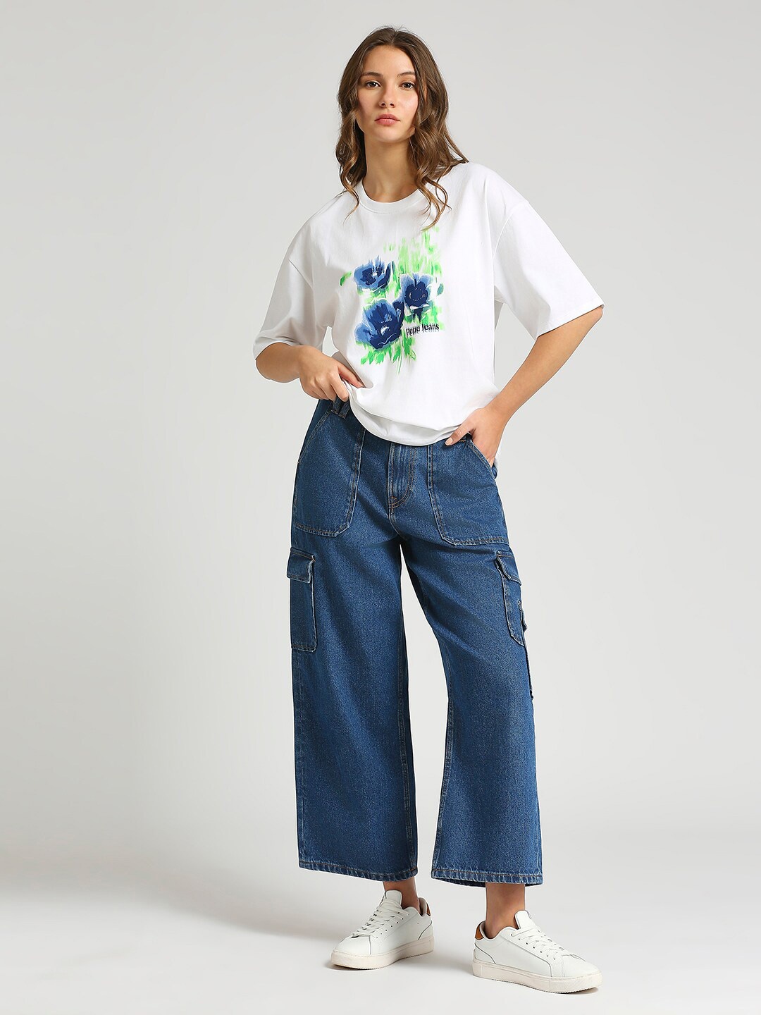 

Pepe Jeans Floral Printed Drop-Shoulder Sleeves Pure Cotton Oversized T-shirt, White