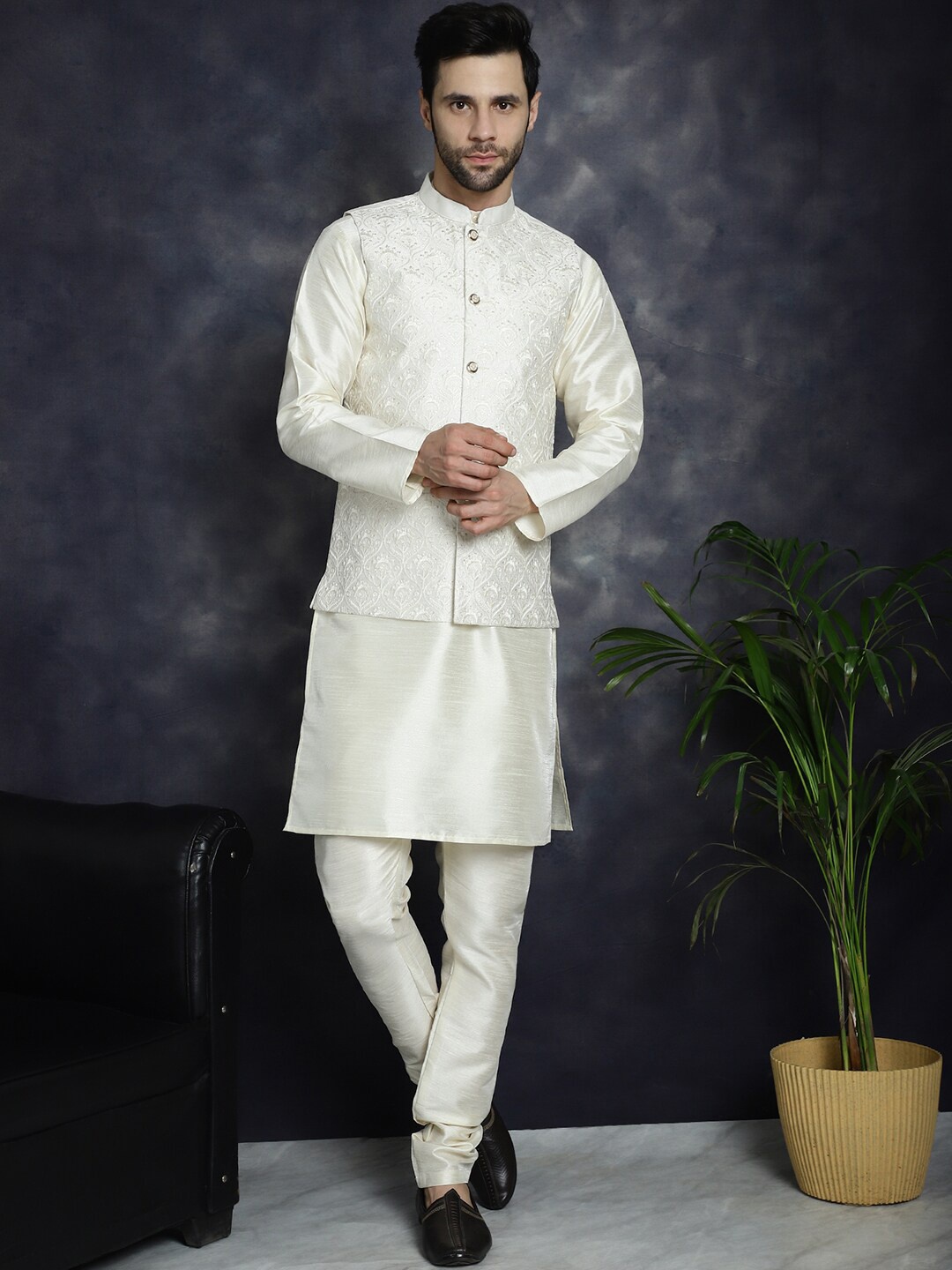 

Jompers Embroidered Nehru Jacket, White