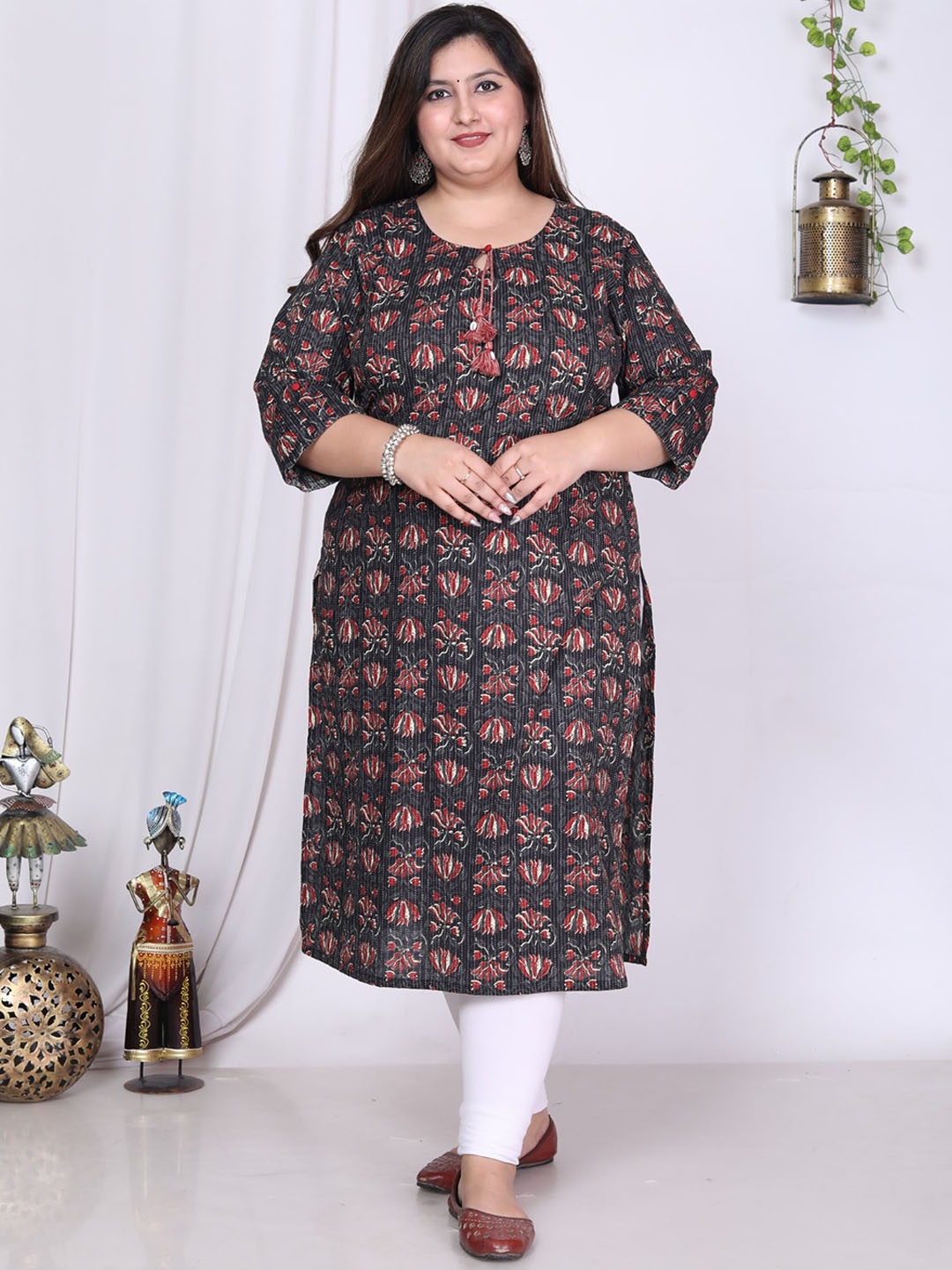 

KALINI Plus Size Floral Printed Tie Up Neck Pure Cotton Kurta, Black