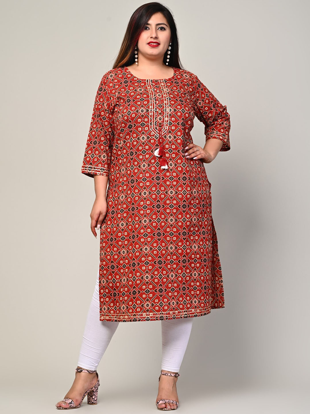 

KALINI Plus Size Geometric Printed Round Neck Straight Kurta, Maroon
