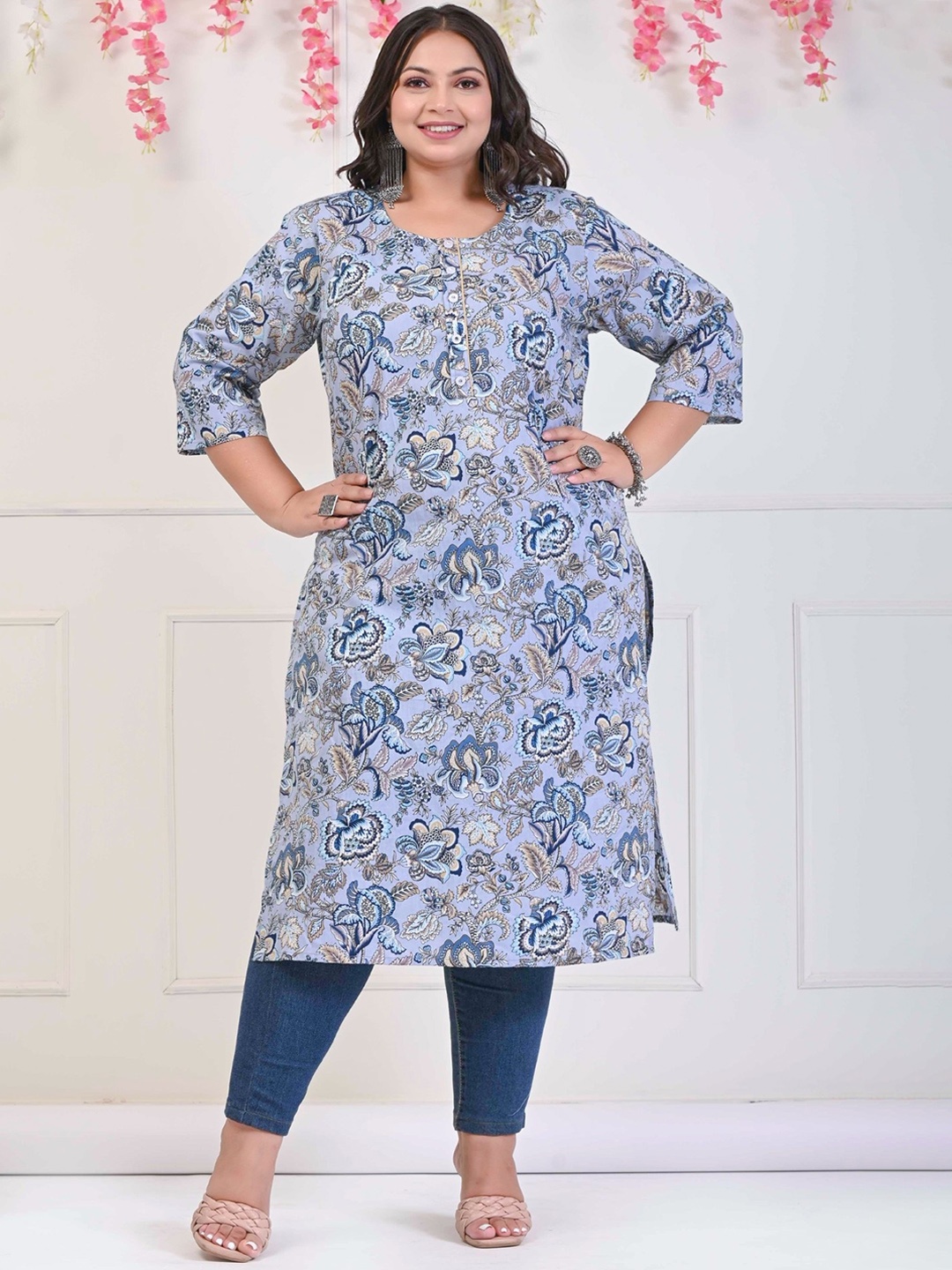 

KALINI Plus Size Floral Printed Round Neck Cotton Straight Kurta, Grey